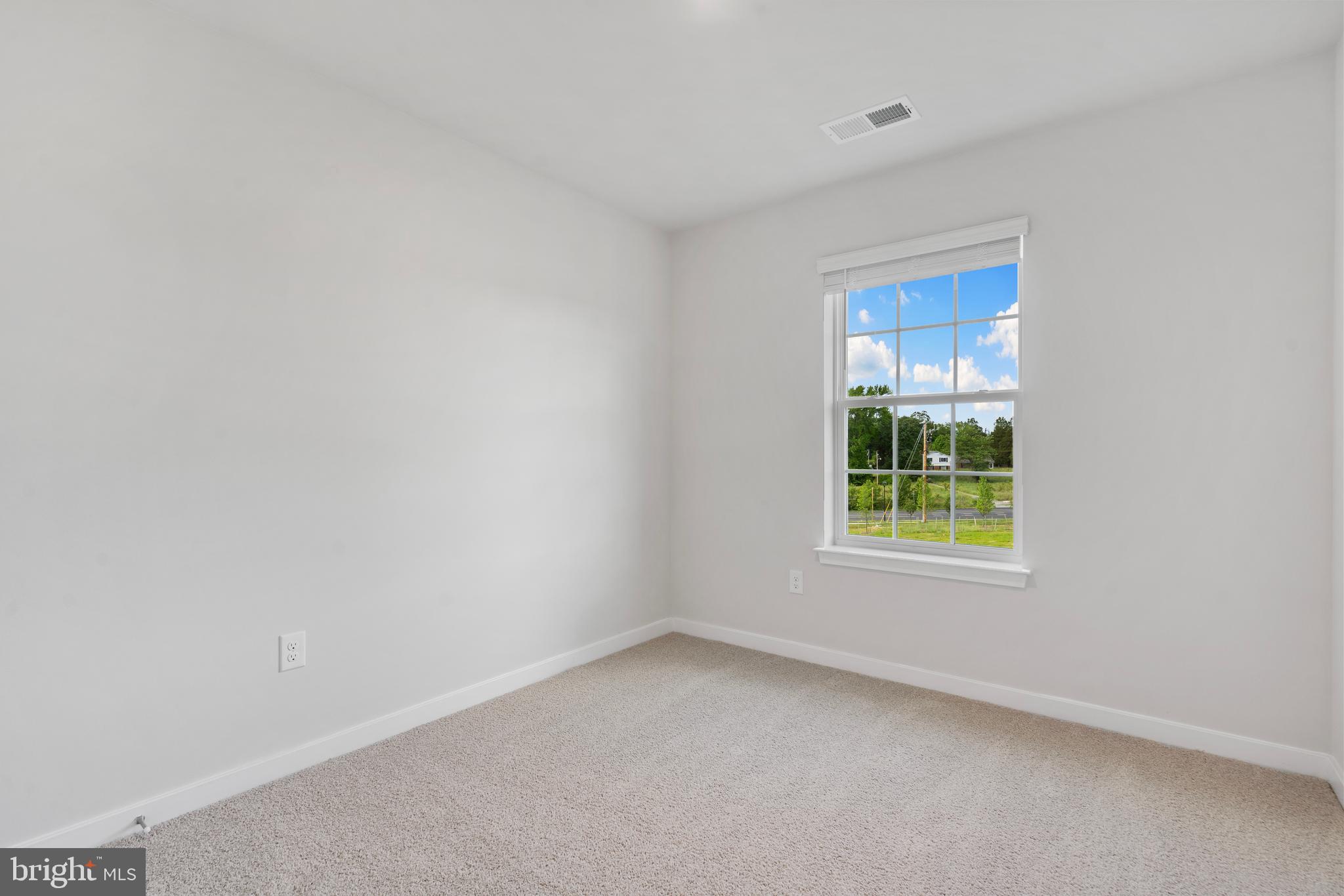 SPRING HILLS - Residential Lease