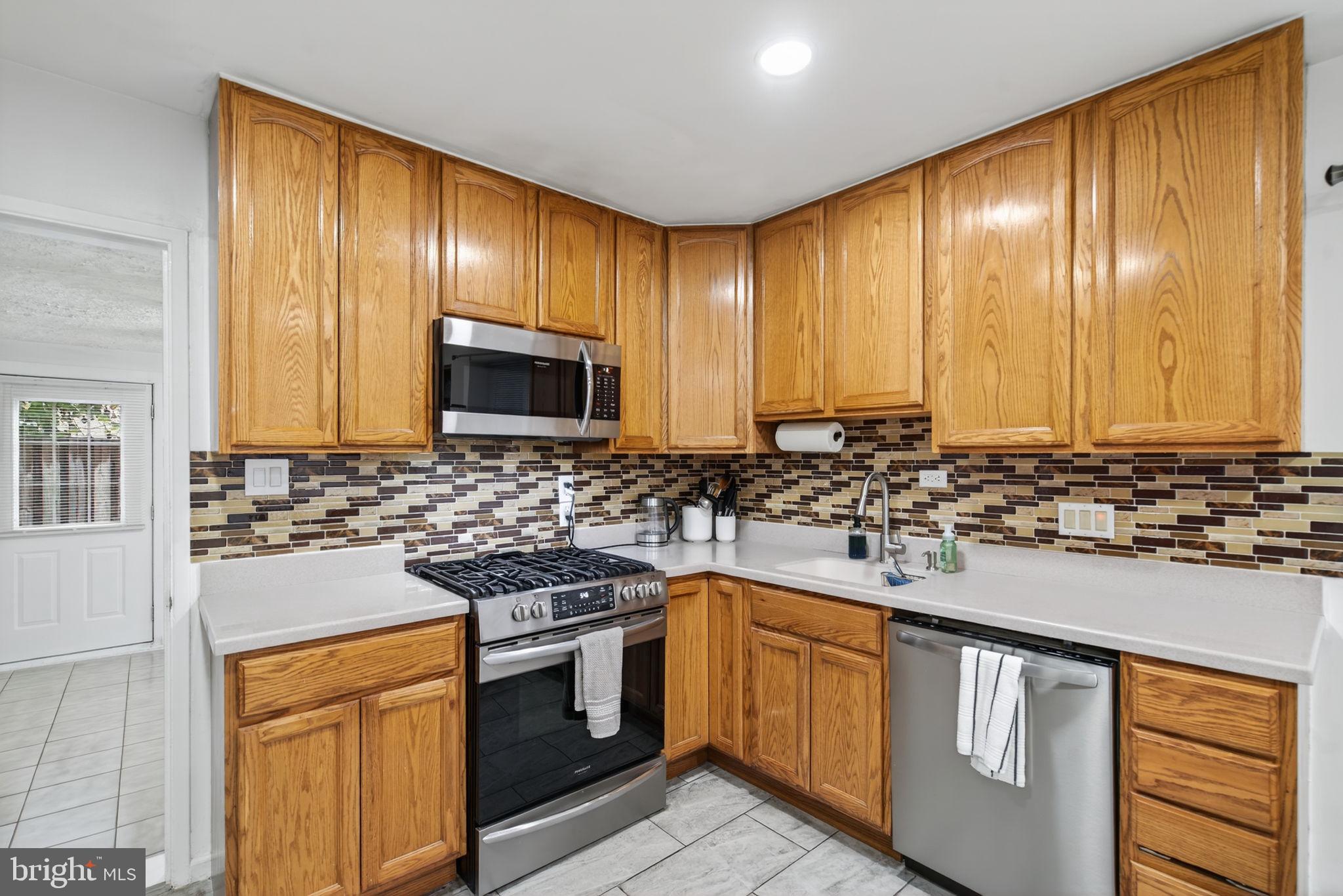 EDSALL PARK - Residential