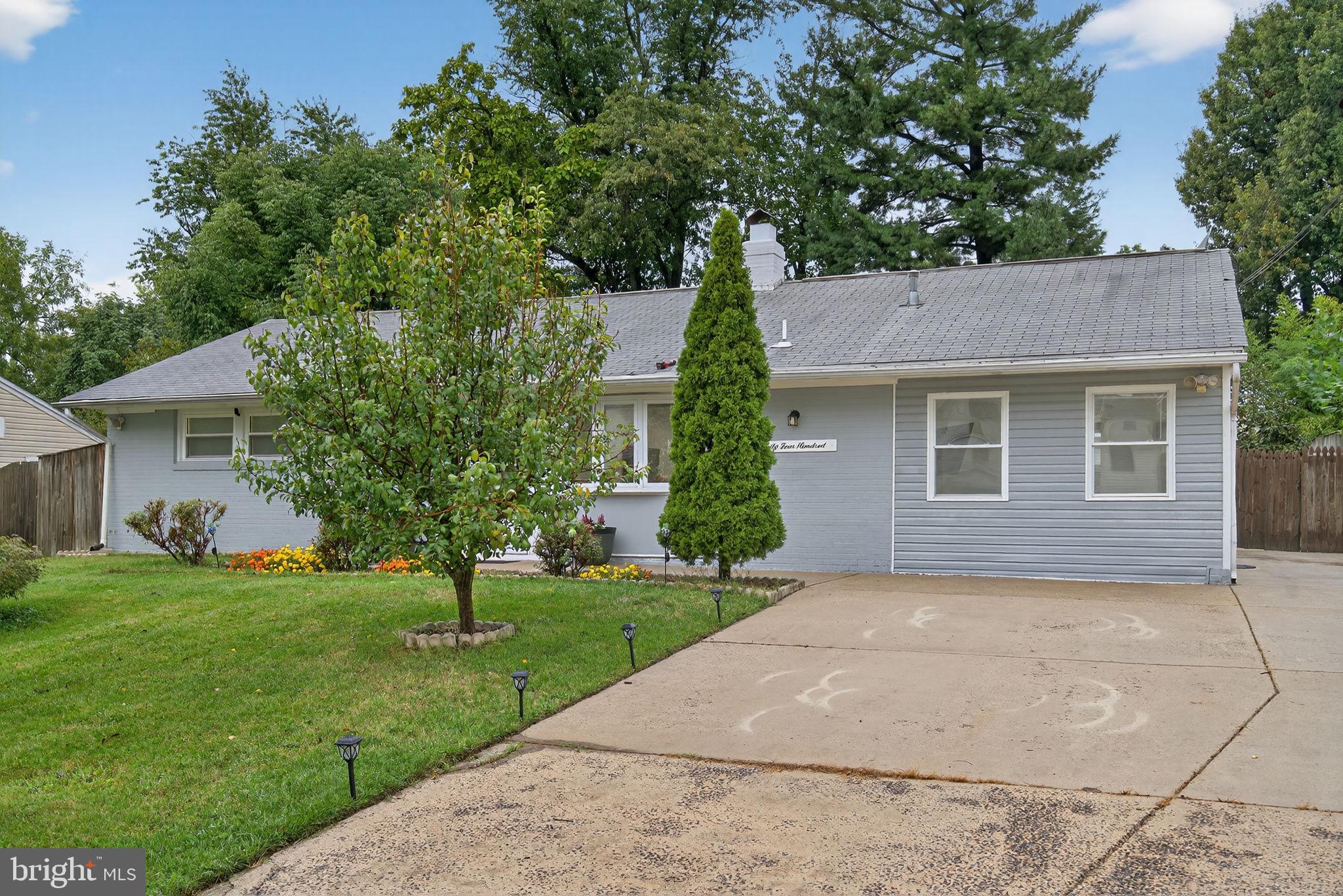 EDSALL PARK - Residential