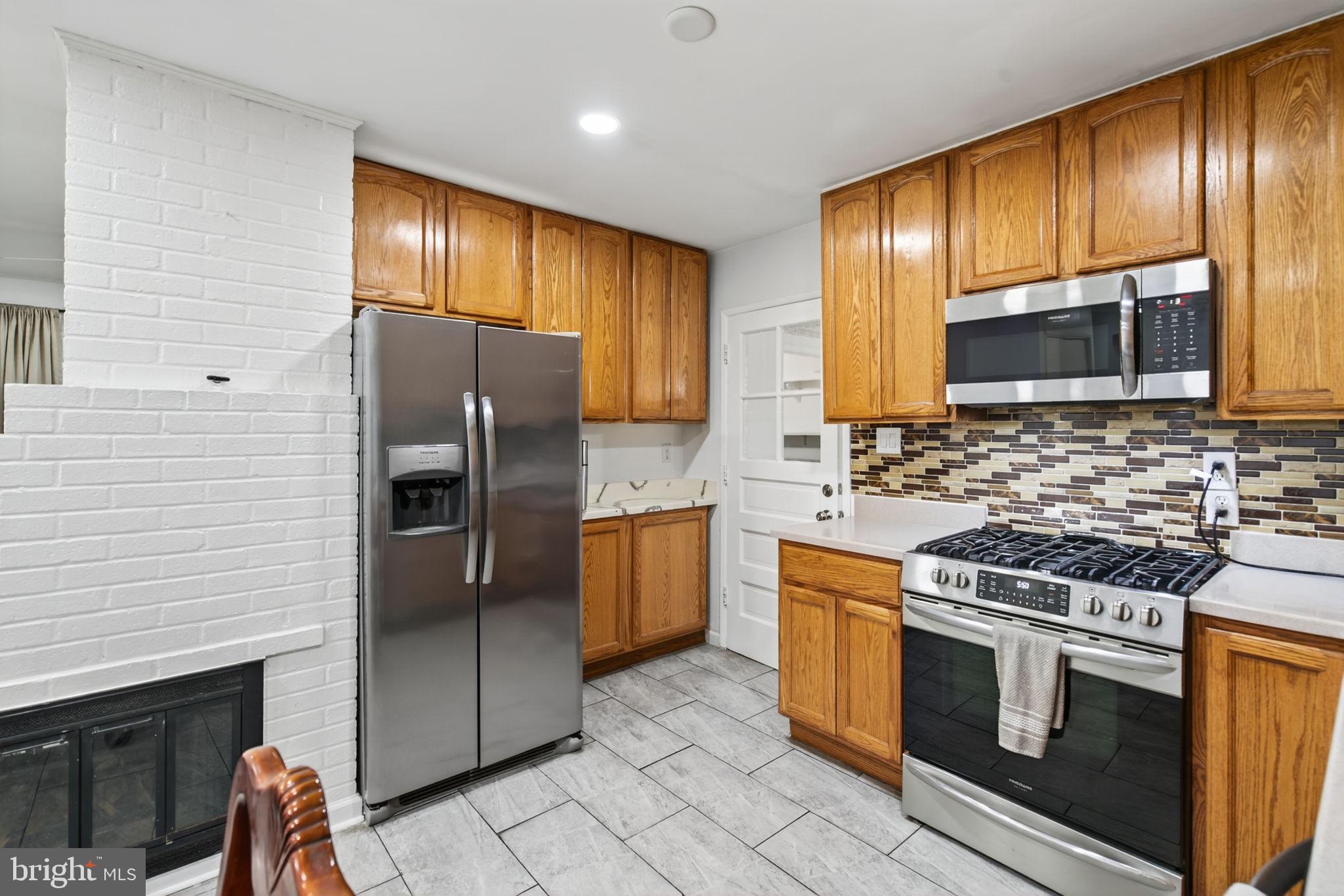 EDSALL PARK - Residential