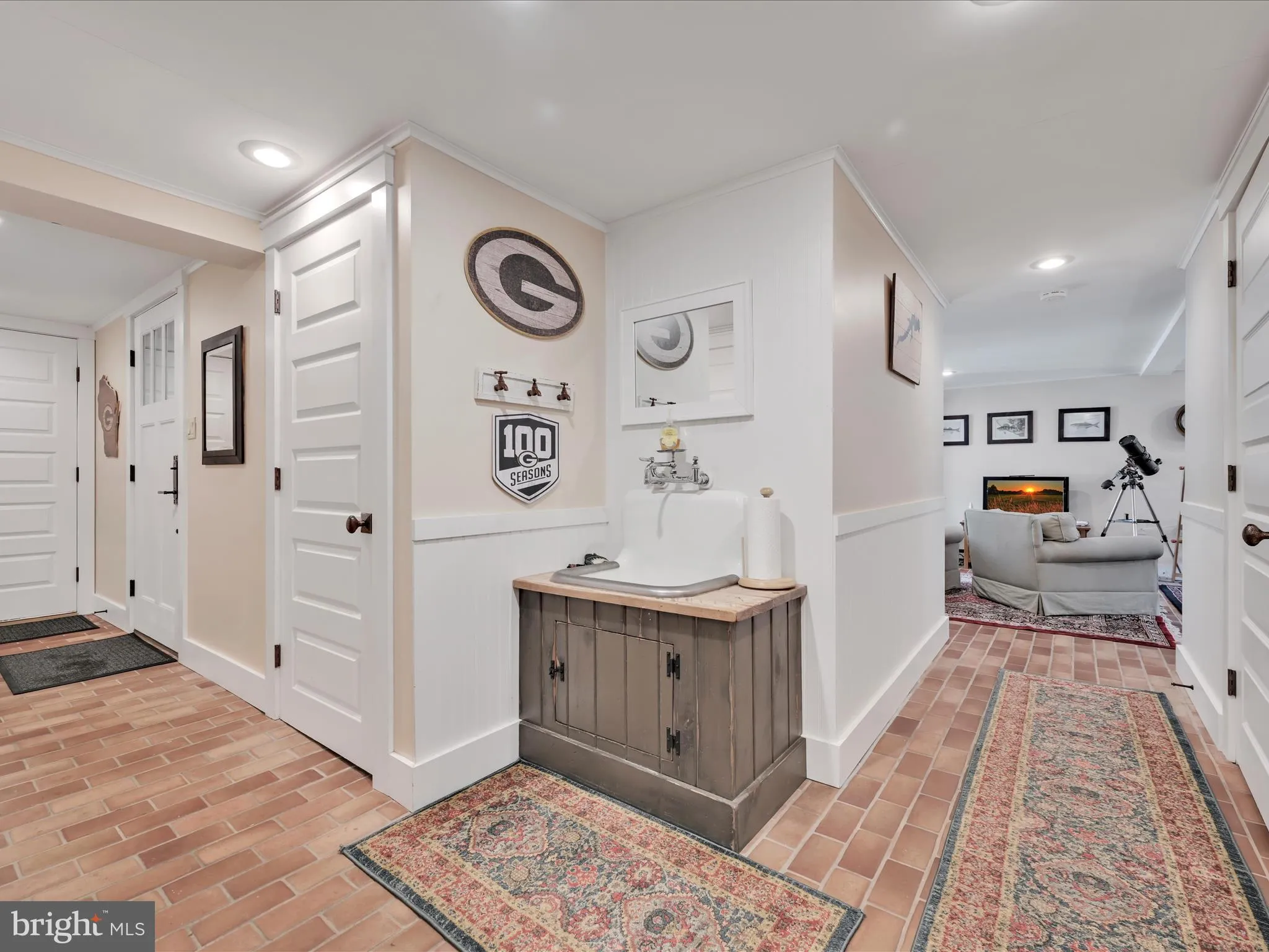 Auburn, Pennsylvania 17922, United States, 6 Bedrooms Bedrooms, ,3 BathroomsBathrooms,Residential,Coming Soon,156872