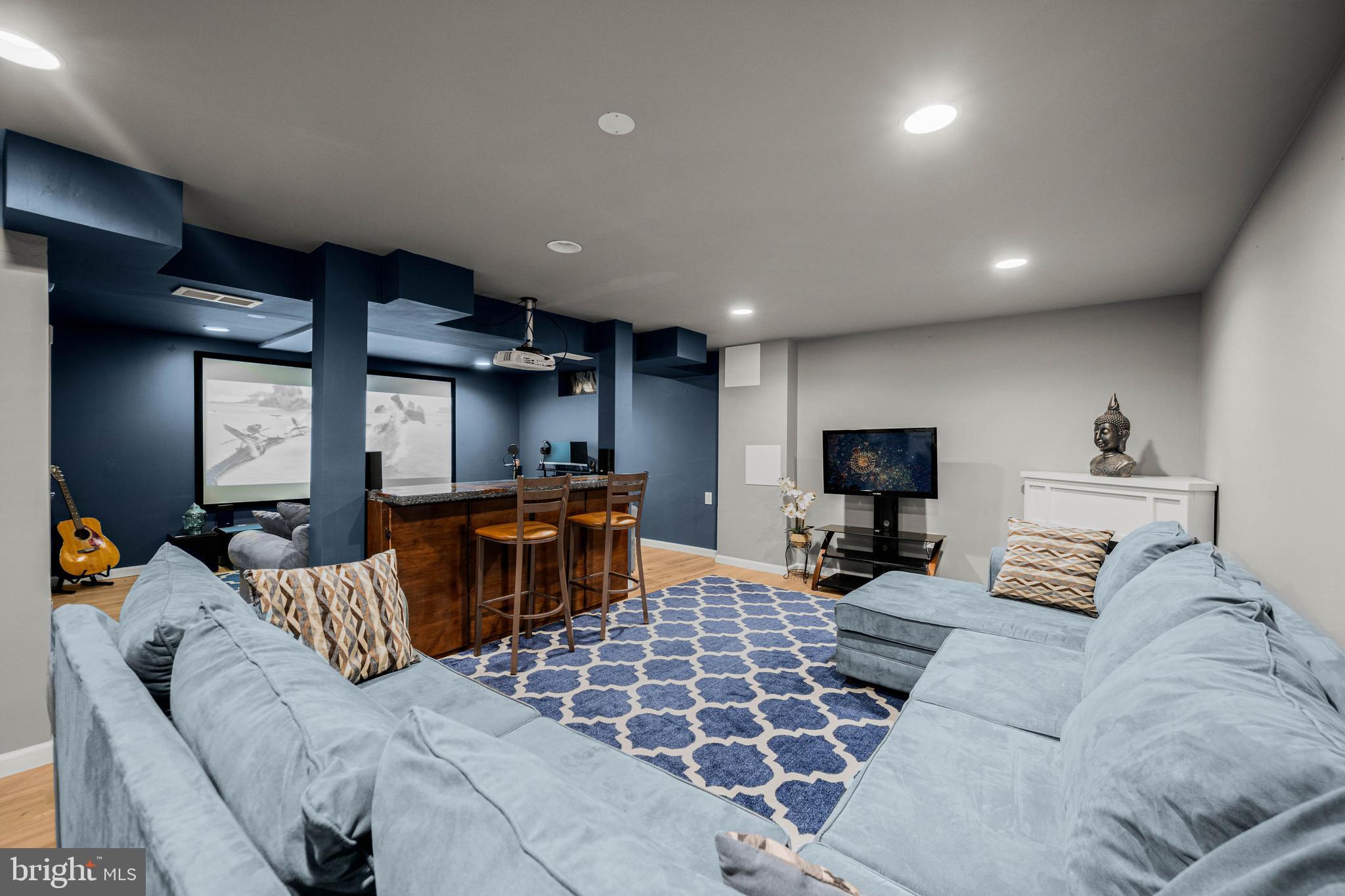 WOODLAND VILLAGE - Residential