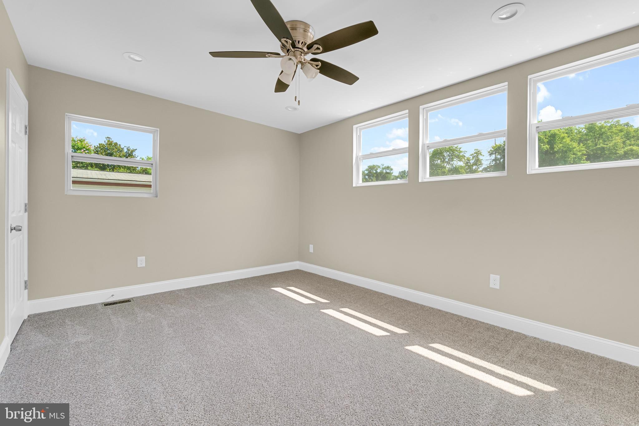 SCOTTS HILL - Residential