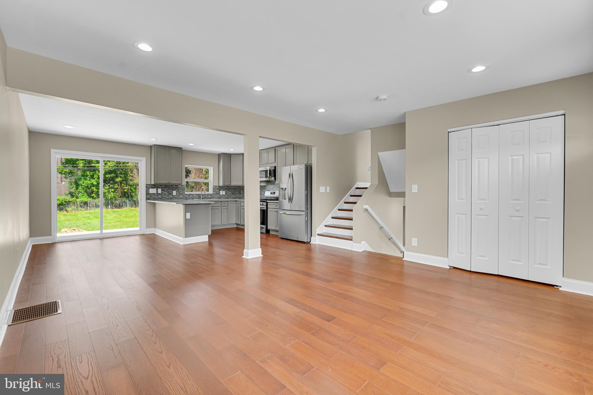 SCOTTS HILL - Residential