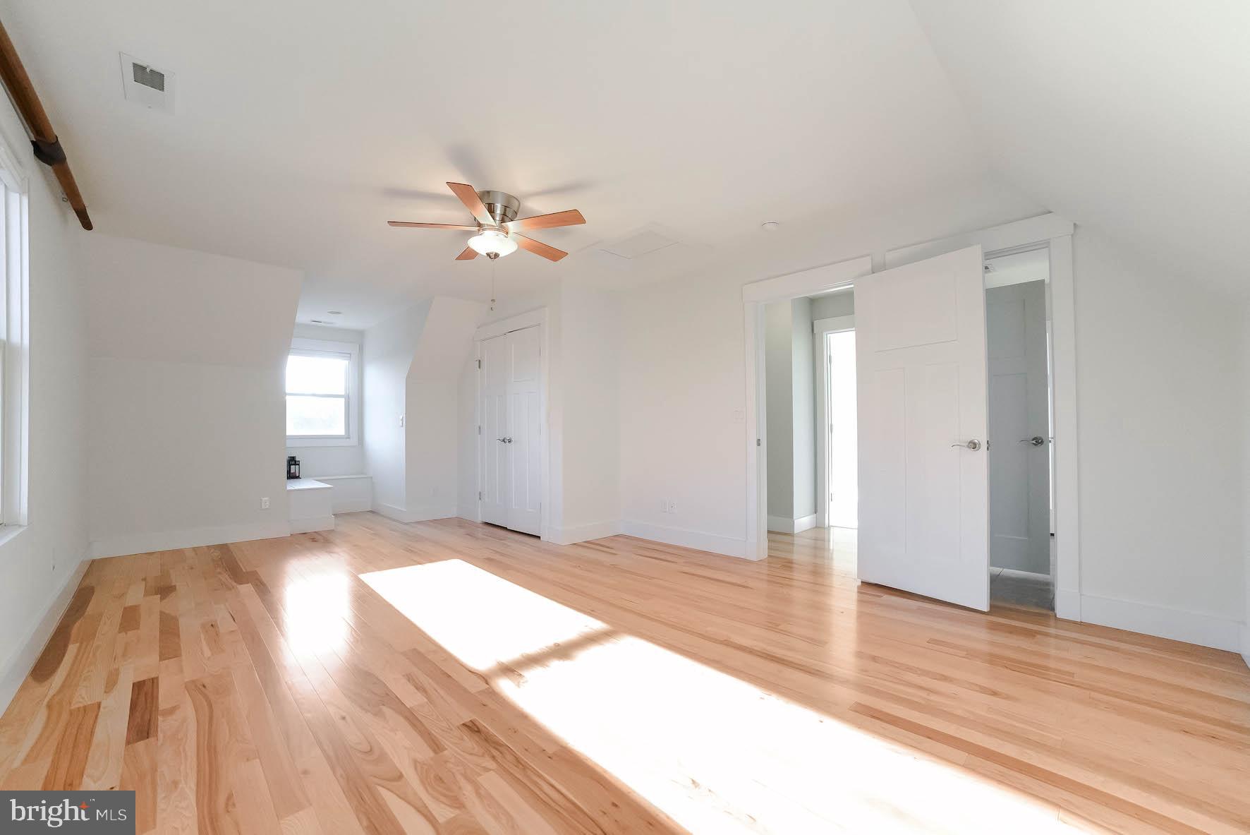 TOLSON - Residential