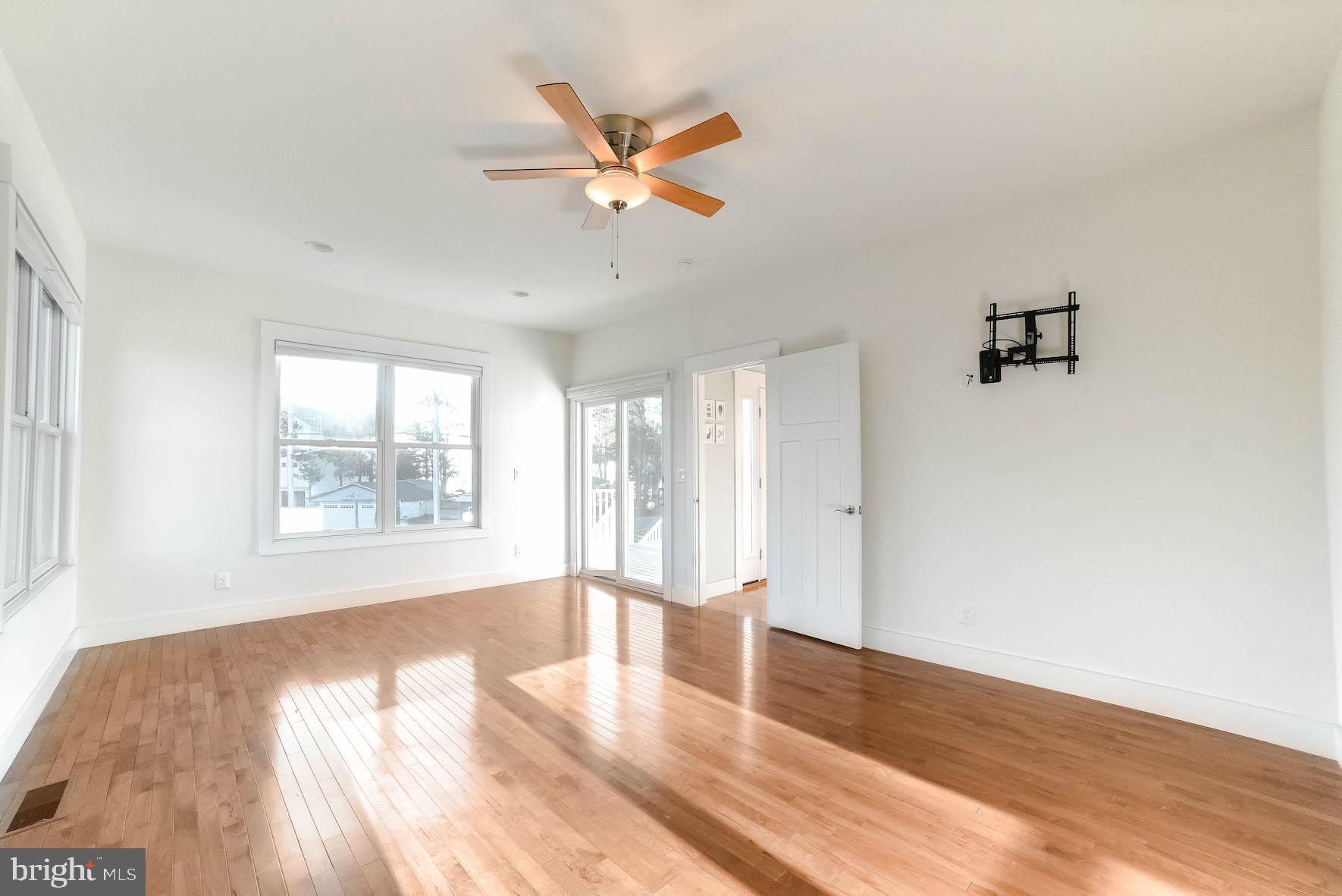 TOLSON - Residential