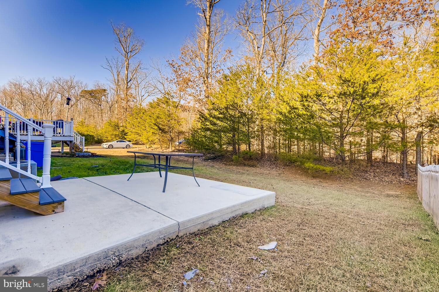 AUTUMN RUN - Residential