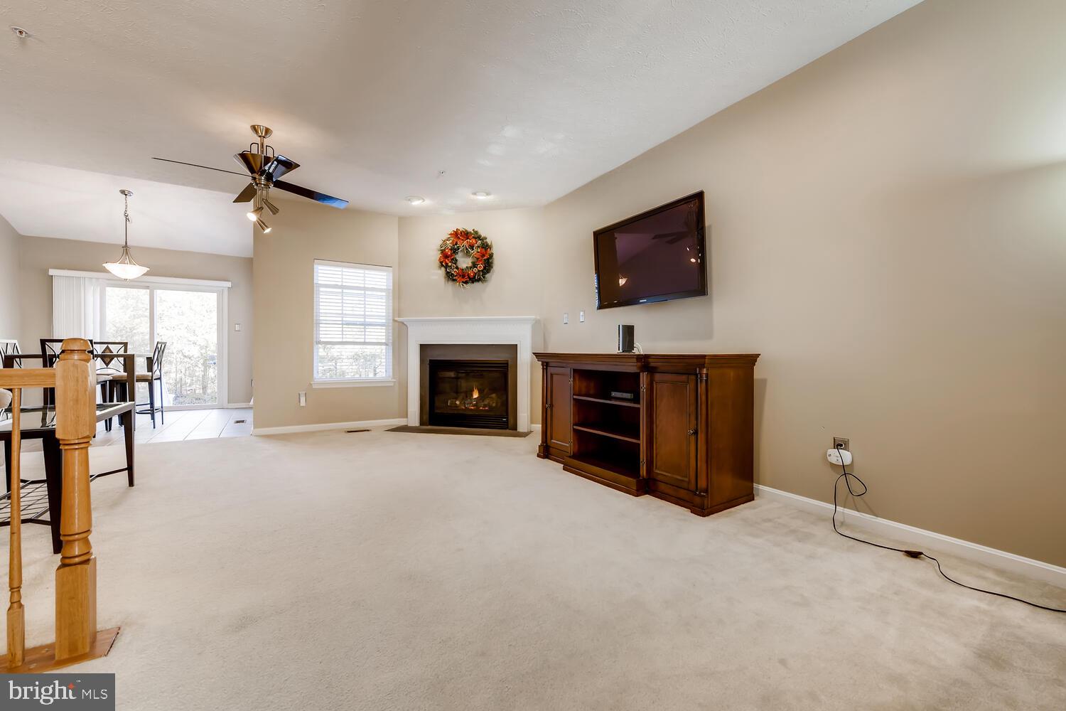 AUTUMN RUN - Residential