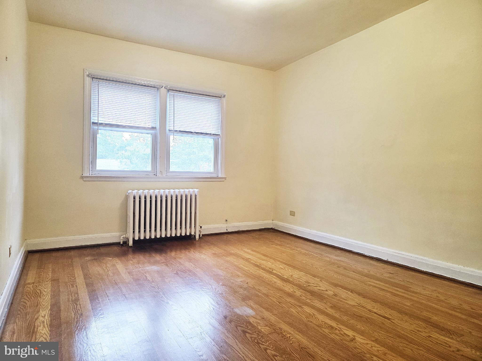 LAKE WALKER - Residential