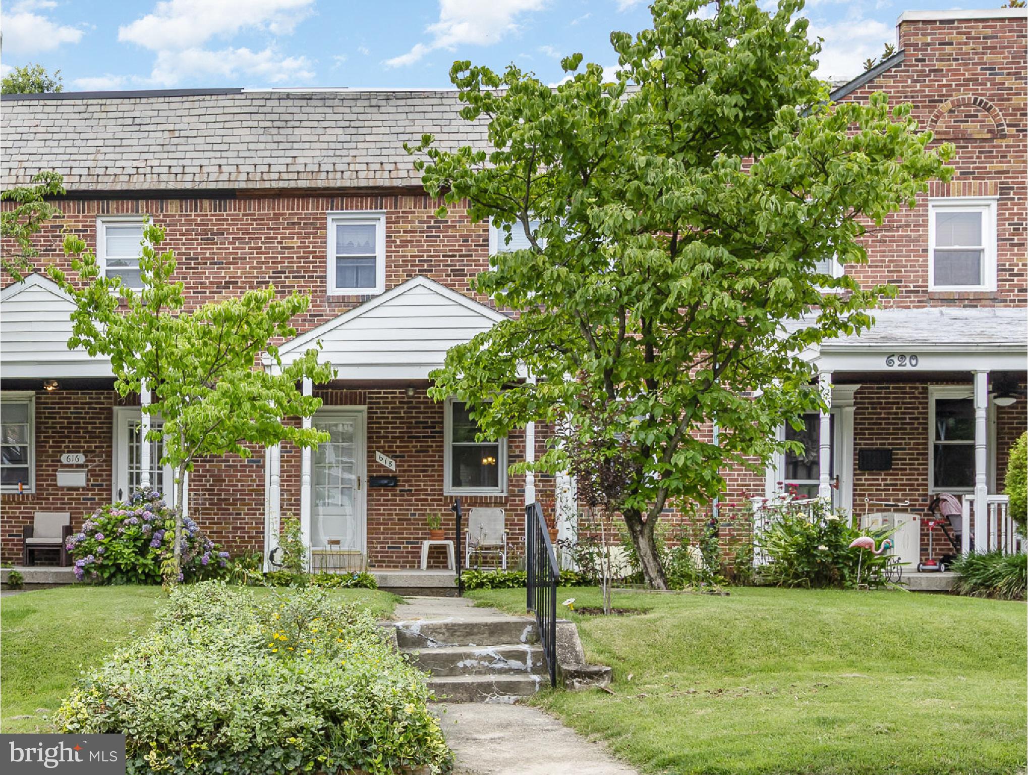LAKE WALKER - Residential