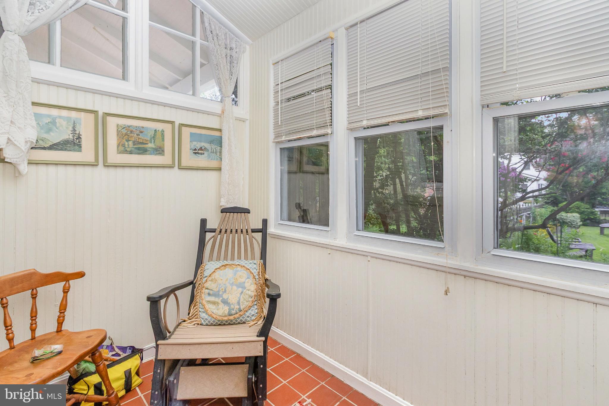 LAKE WALKER - Residential