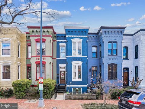 909 C STREET NE WASHINGTON DC 20002