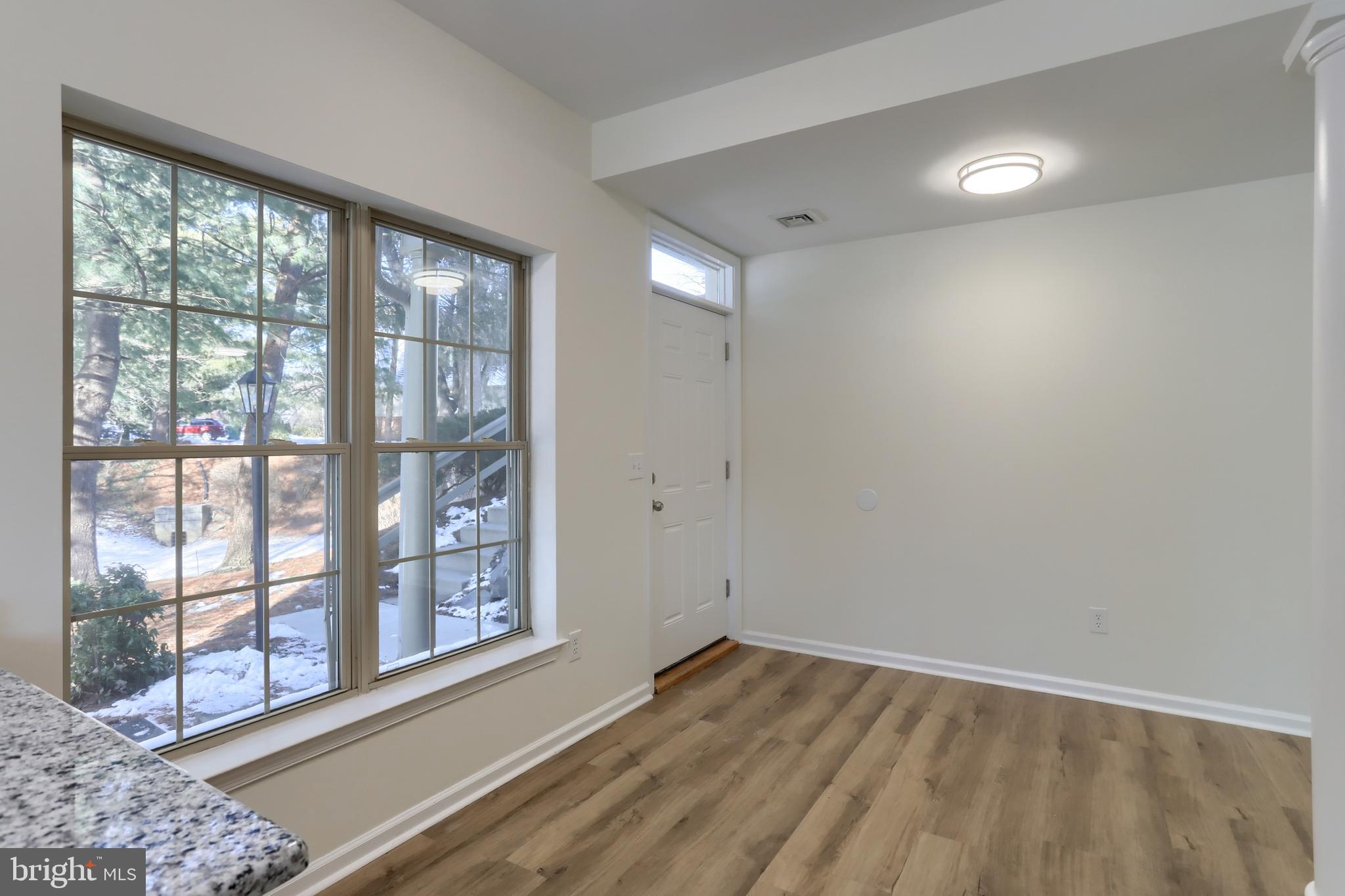 CAMBRIDGE COMMONS - Residential