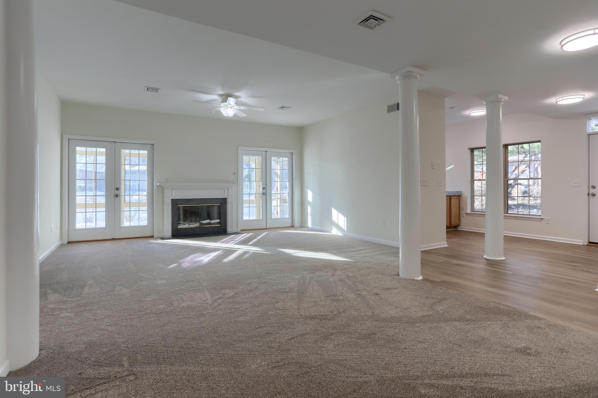 CAMBRIDGE COMMONS - Residential