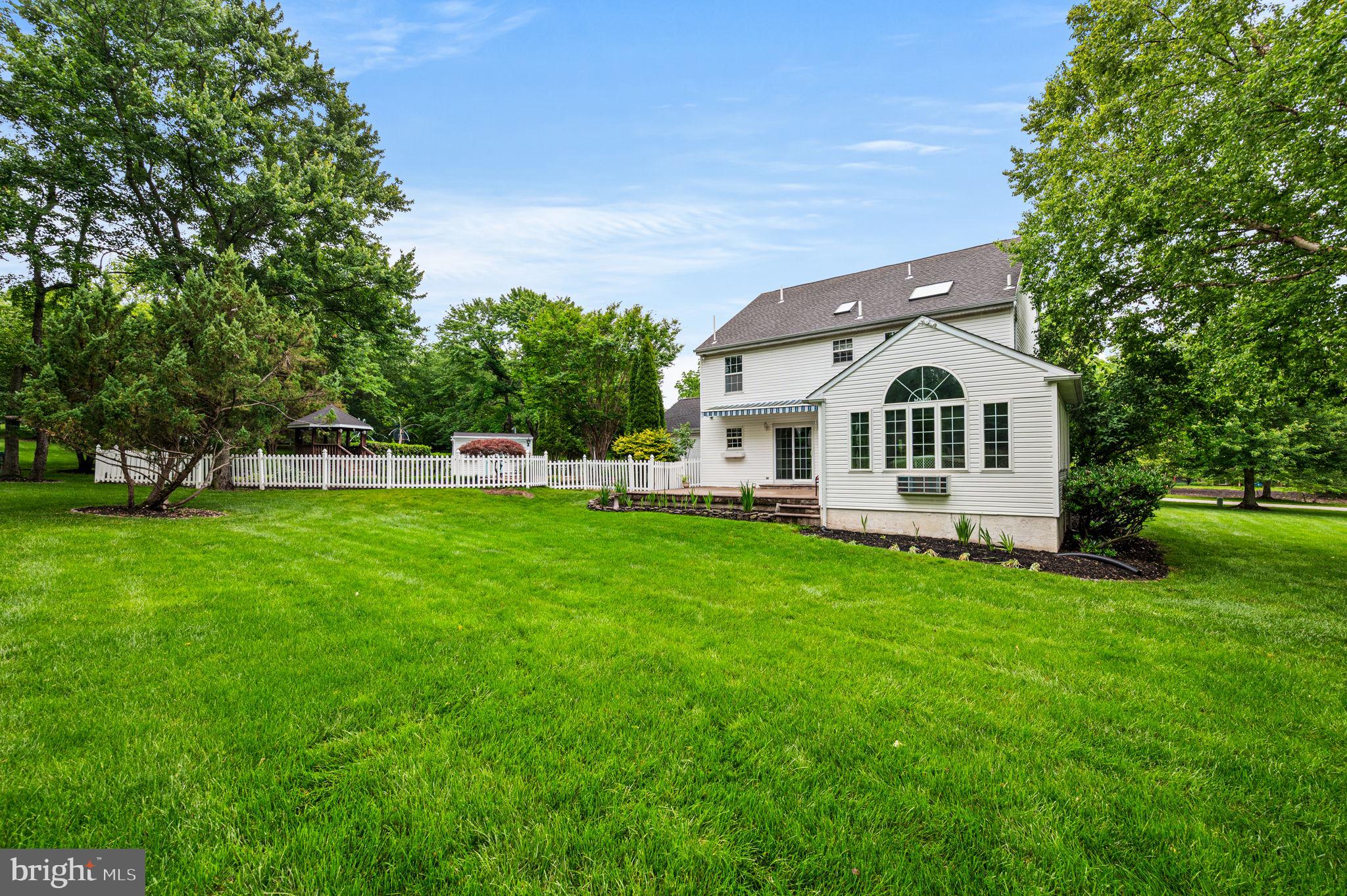 JEFFERSONVILLE - Residential
