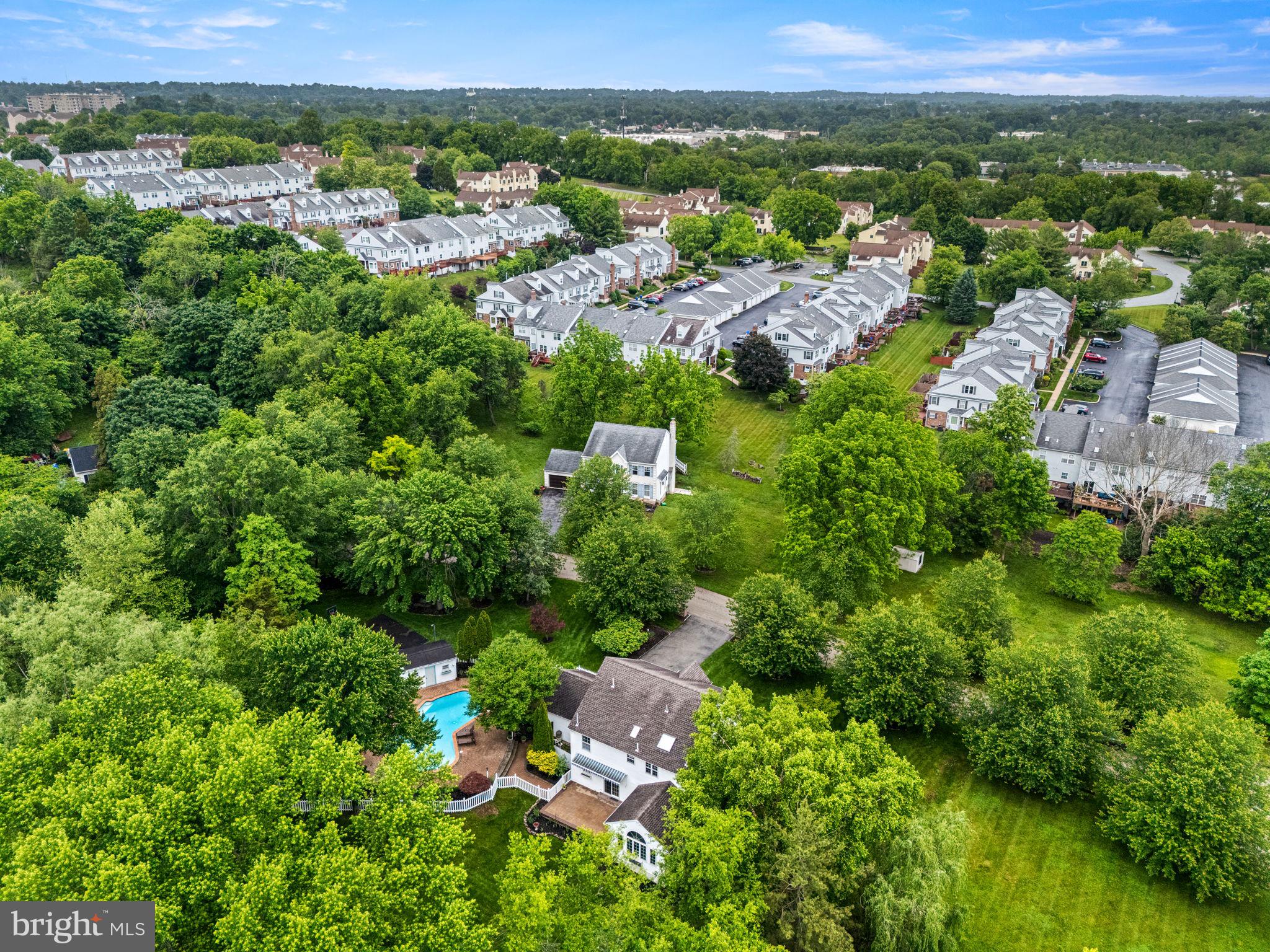 JEFFERSONVILLE - Residential
