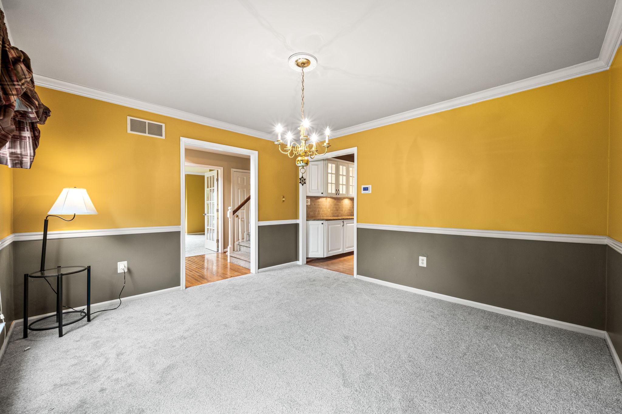 JEFFERSONVILLE - Residential