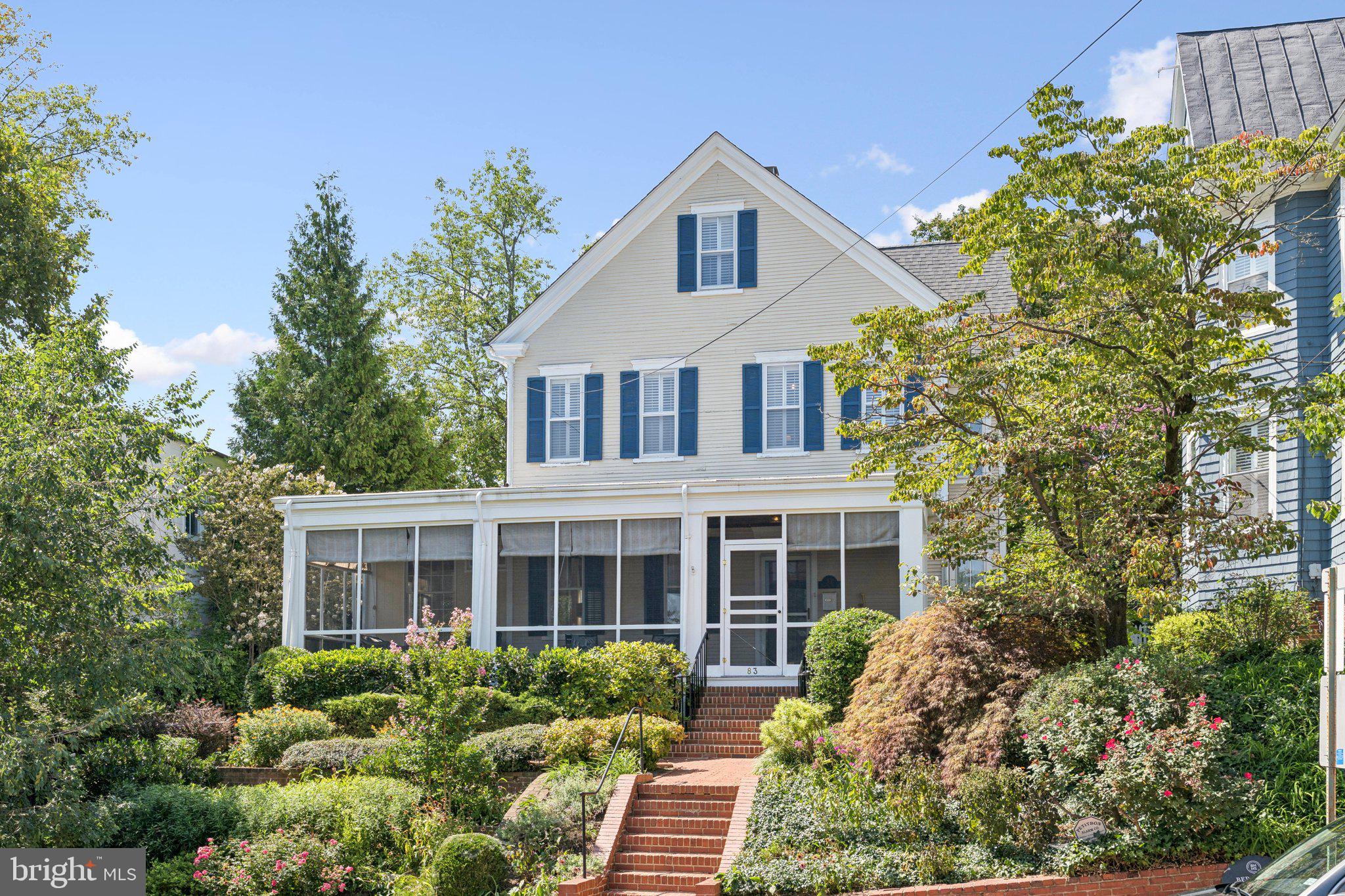 HISTORIC DISTRICT - Residential