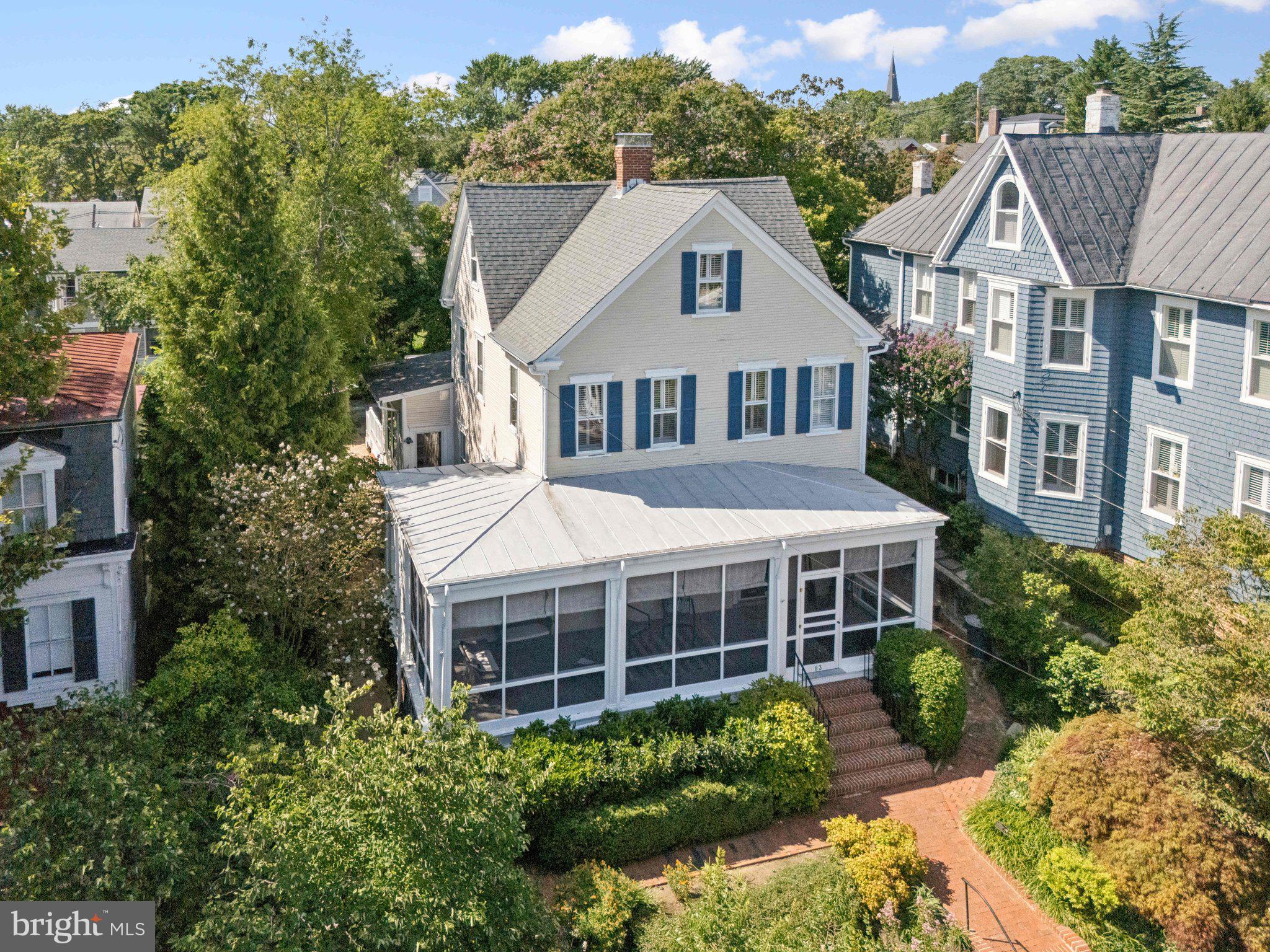 HISTORIC DISTRICT - Residential