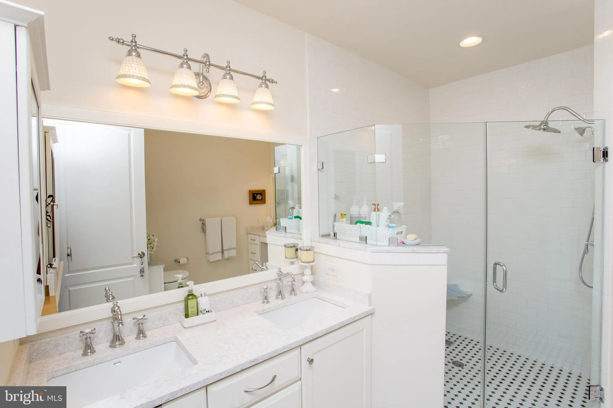 Warrington, Pennsylvania 18976, United States, 2 Bedrooms Bedrooms, ,2 BathroomsBathrooms,Residential,Active,170913