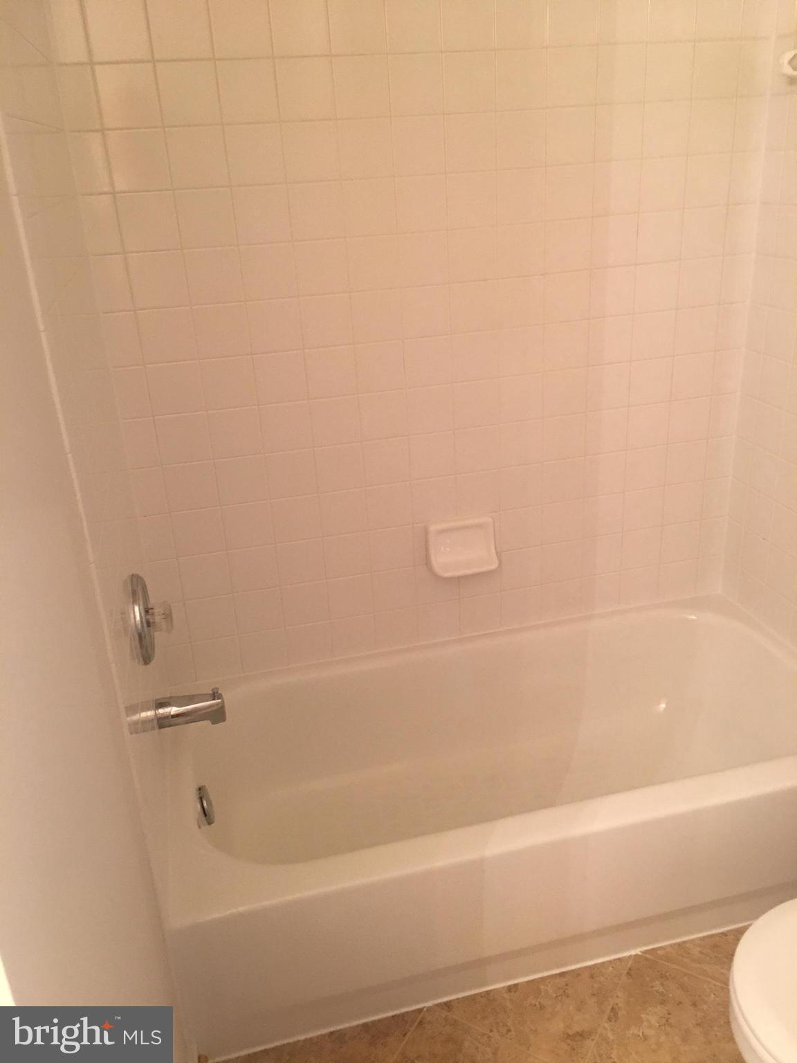 PRINCE WILLIAM COMMONS - Residential Lease