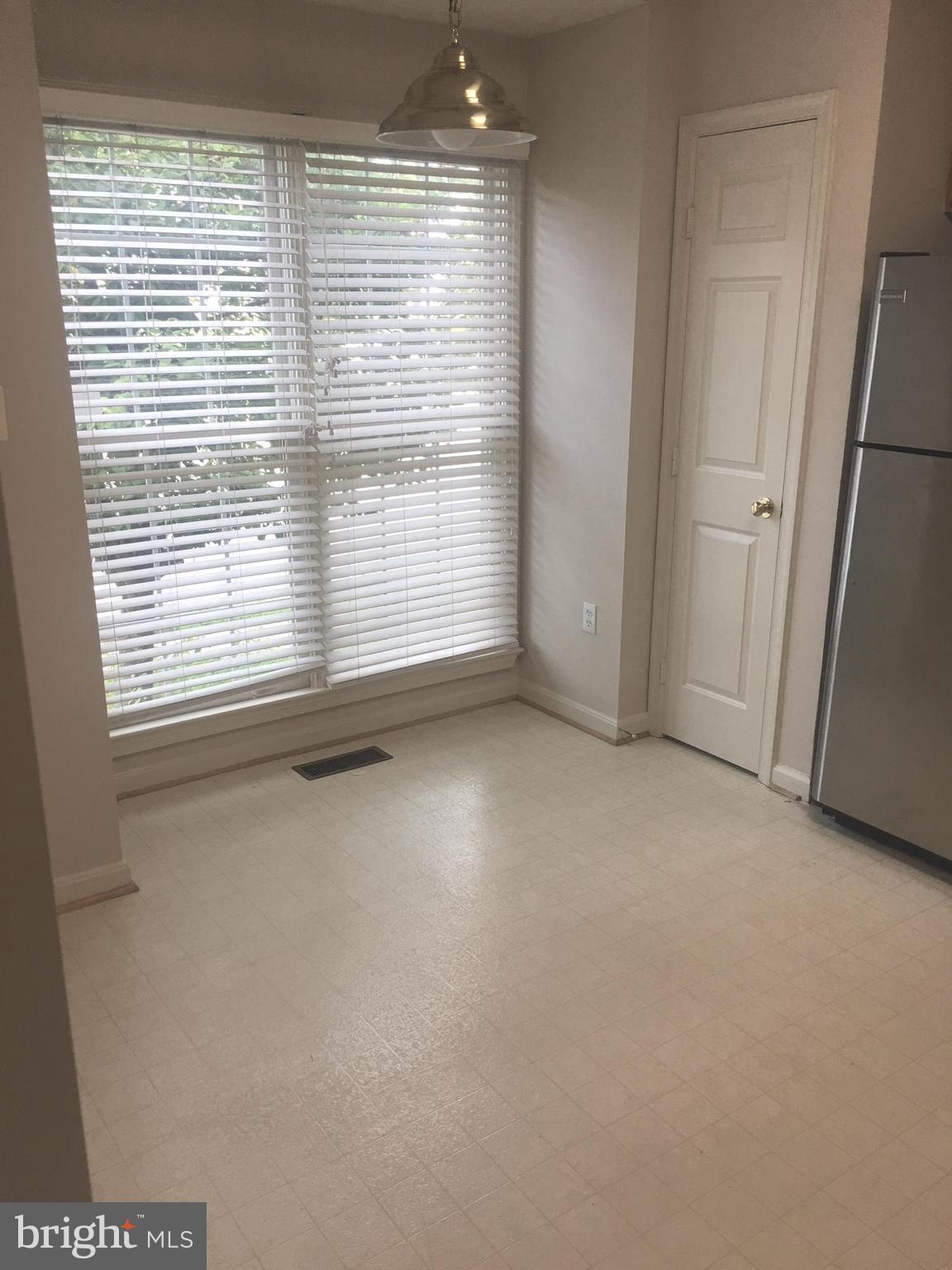 PRINCE WILLIAM COMMONS - Residential Lease