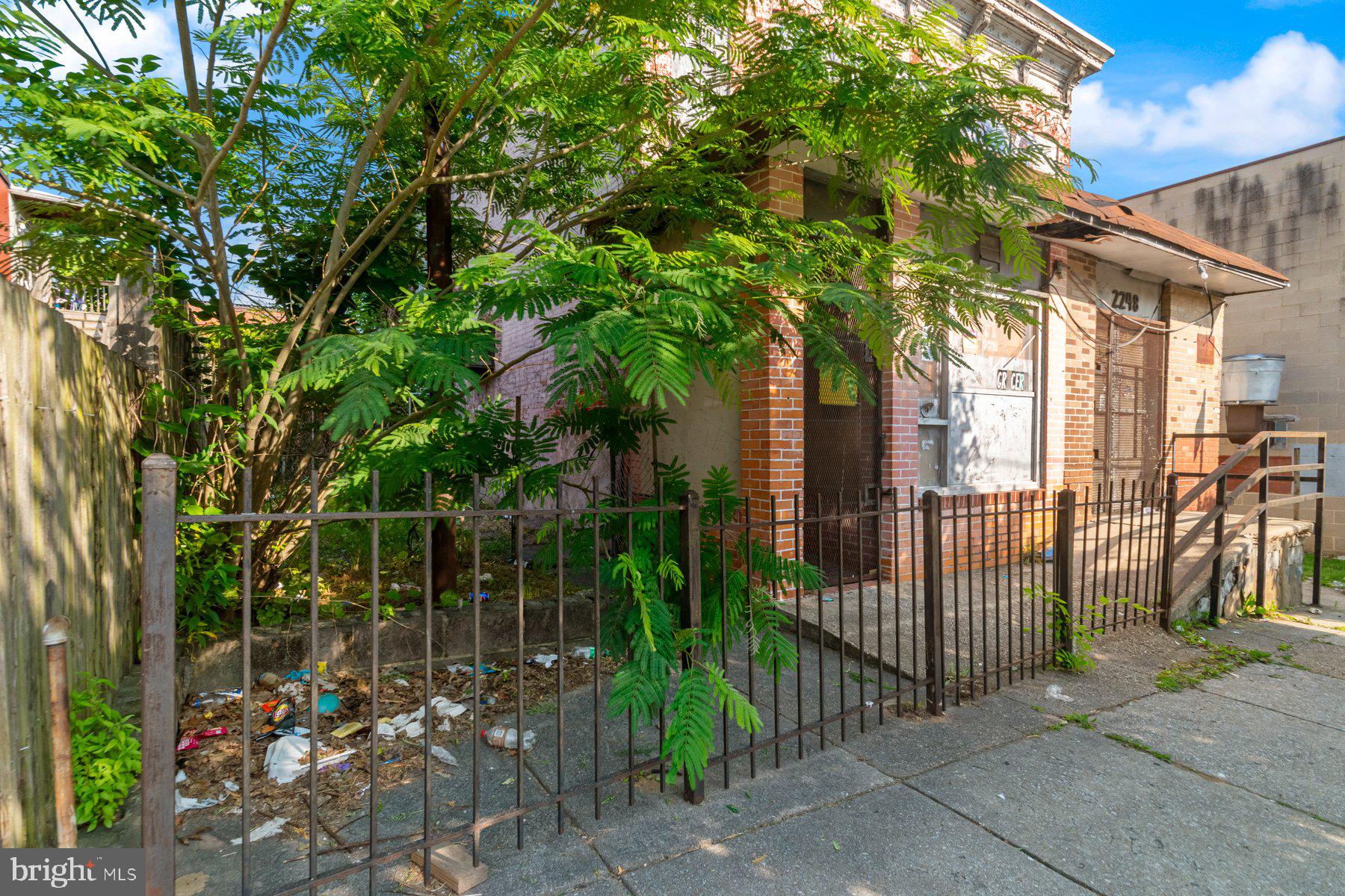 C2 zoning bordering the Westport waterfront project. 2248 and 2250 both available as a packaged for 150k. Parcel is approved for multiple uses from liquor store to residential.