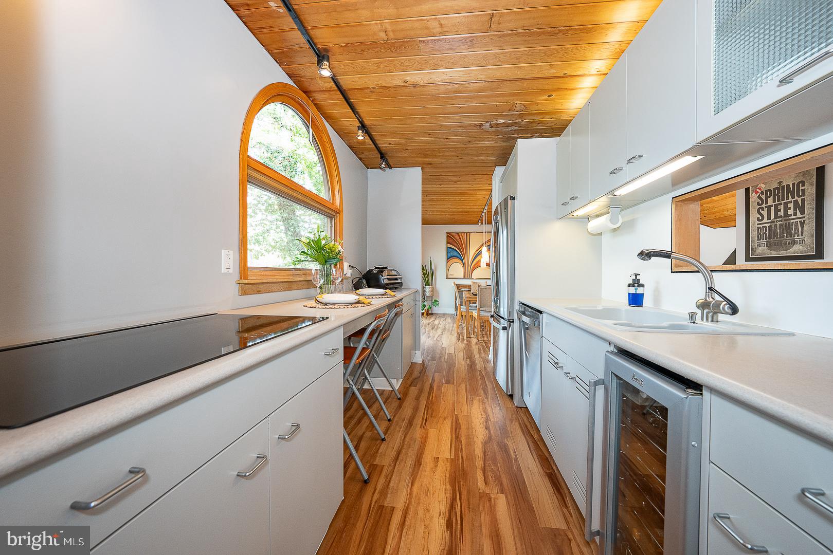 GULPH MILLS VIL - Residential