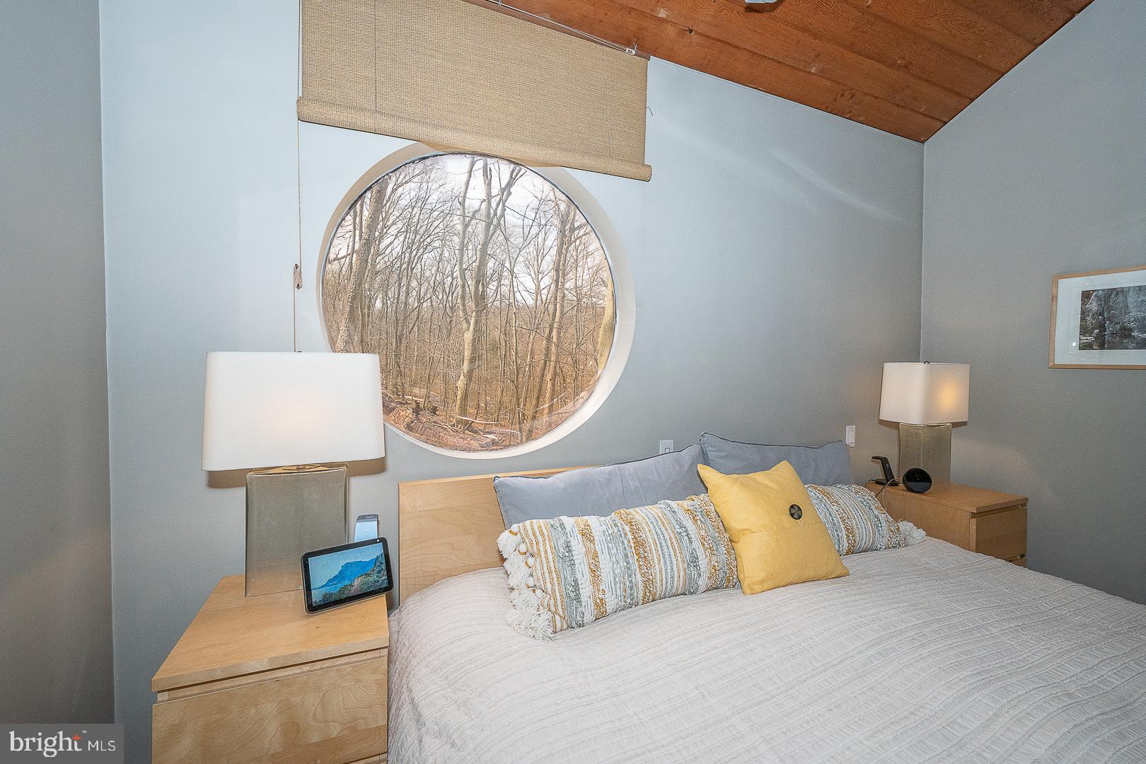 GULPH MILLS VIL - Residential