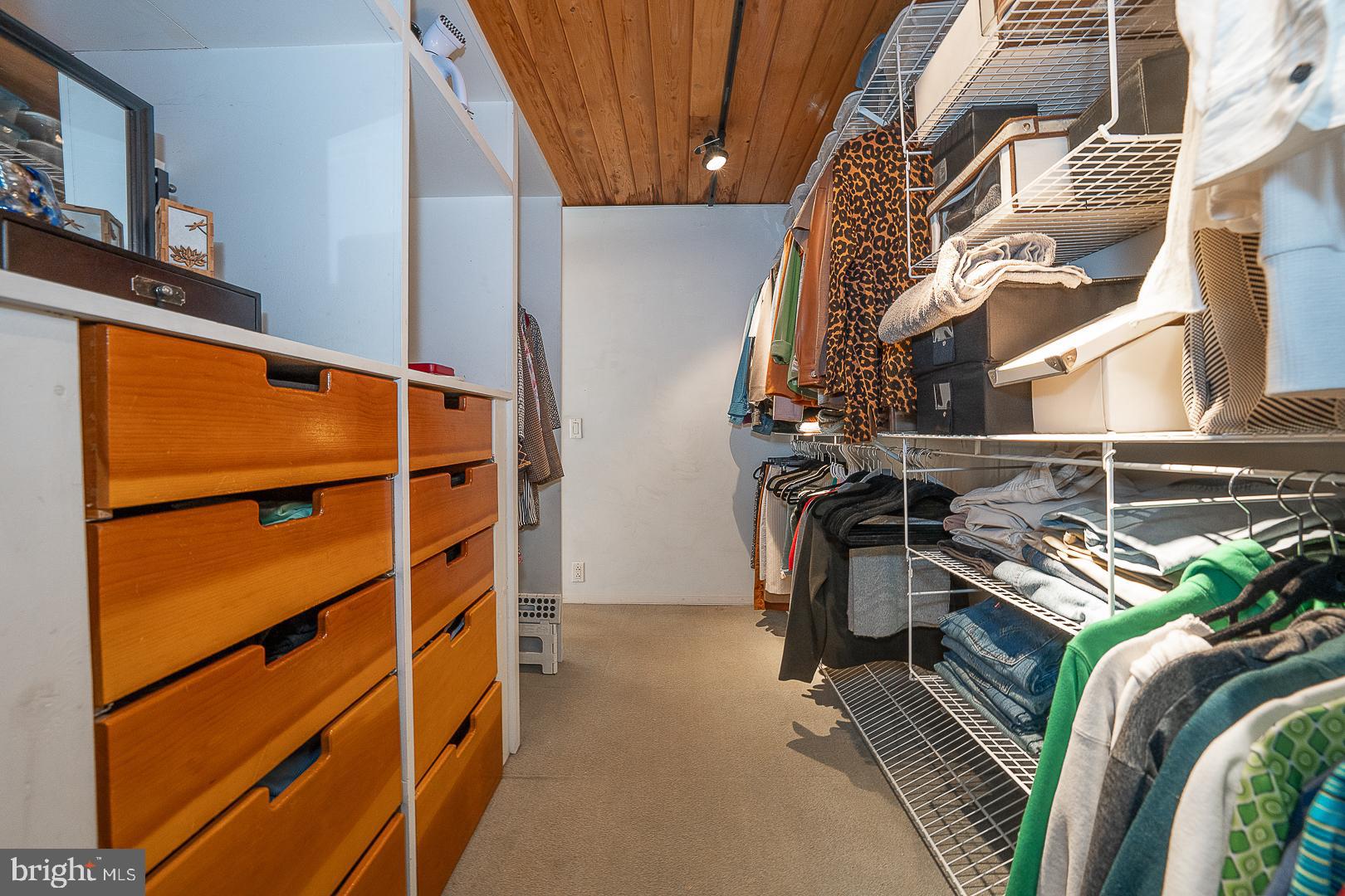 GULPH MILLS VIL - Residential