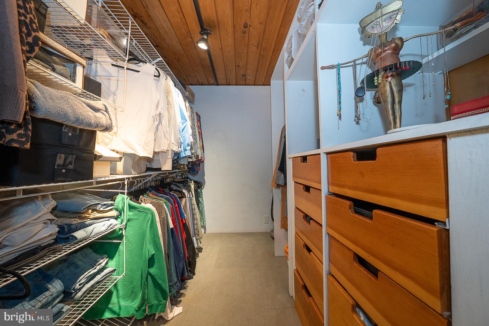 GULPH MILLS VIL - Residential