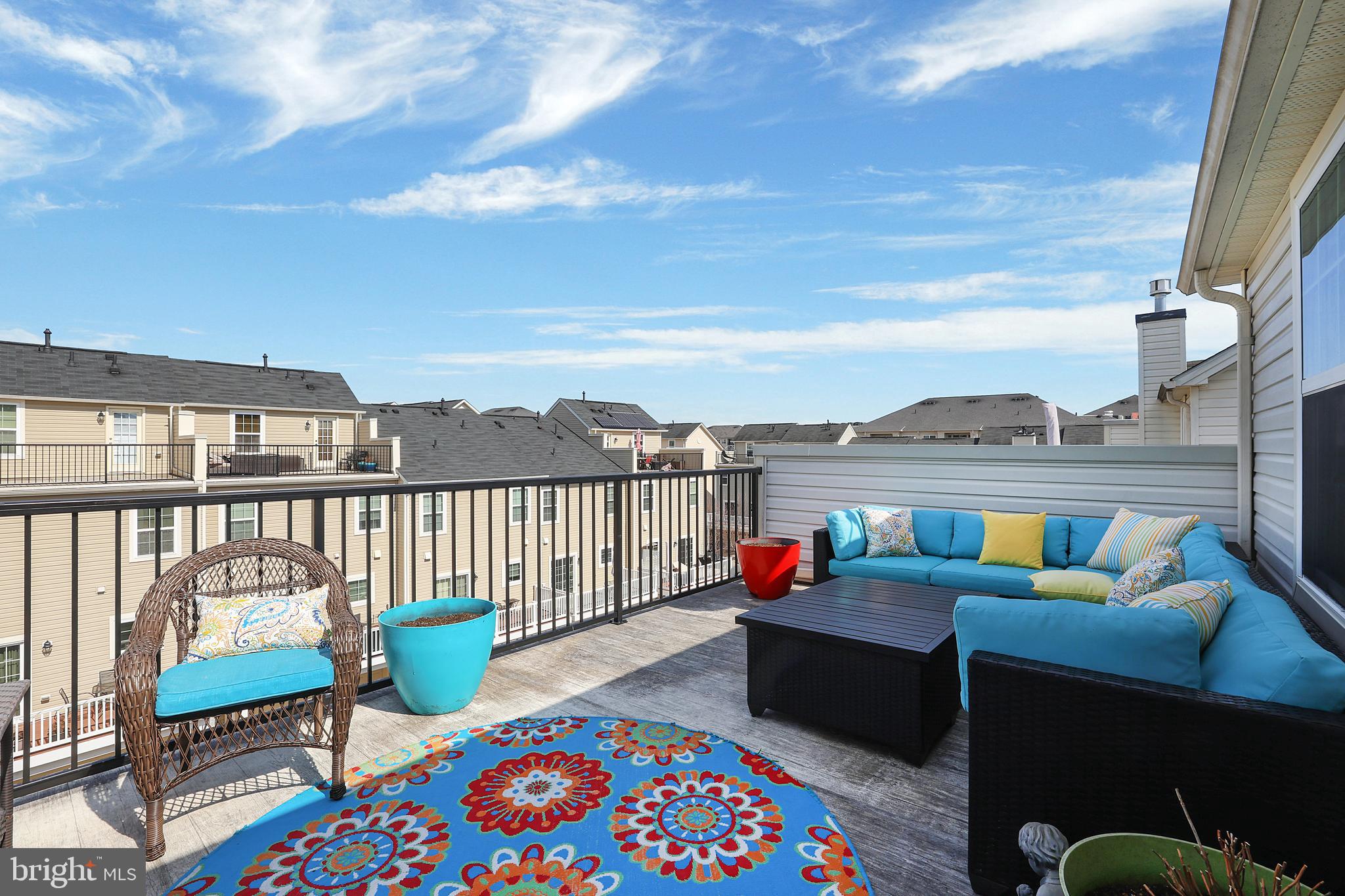 OXFORD SQUARE - Residential