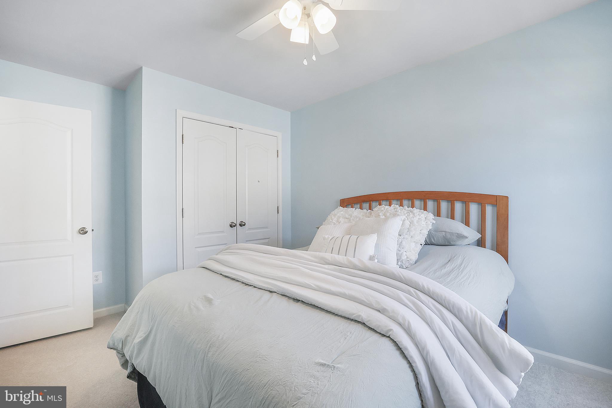 OXFORD SQUARE - Residential