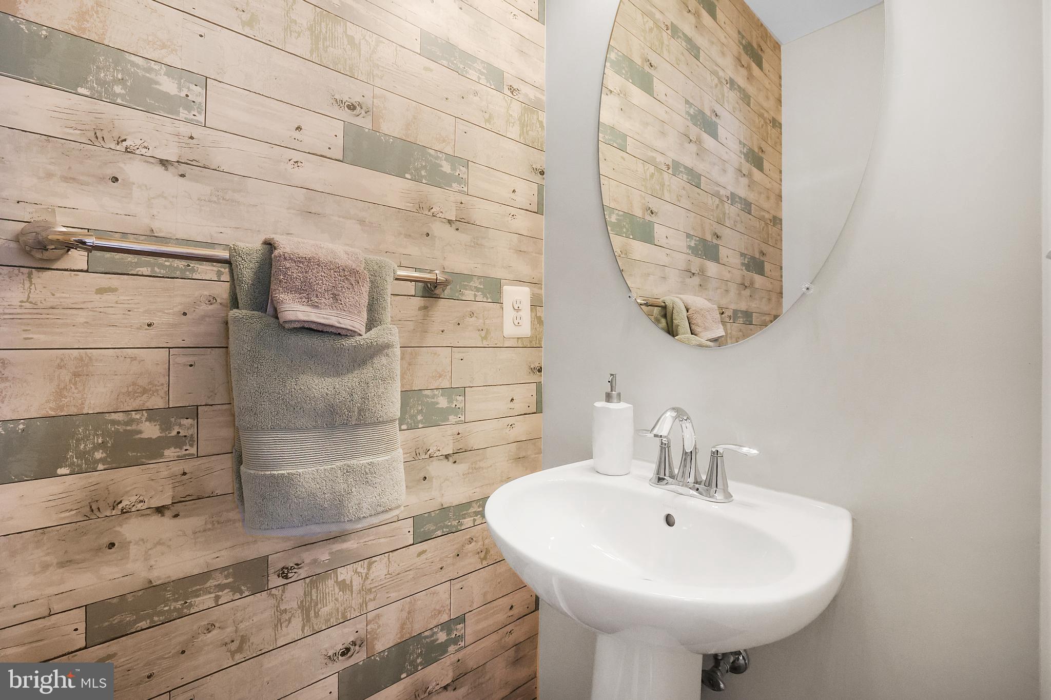 OXFORD SQUARE - Residential