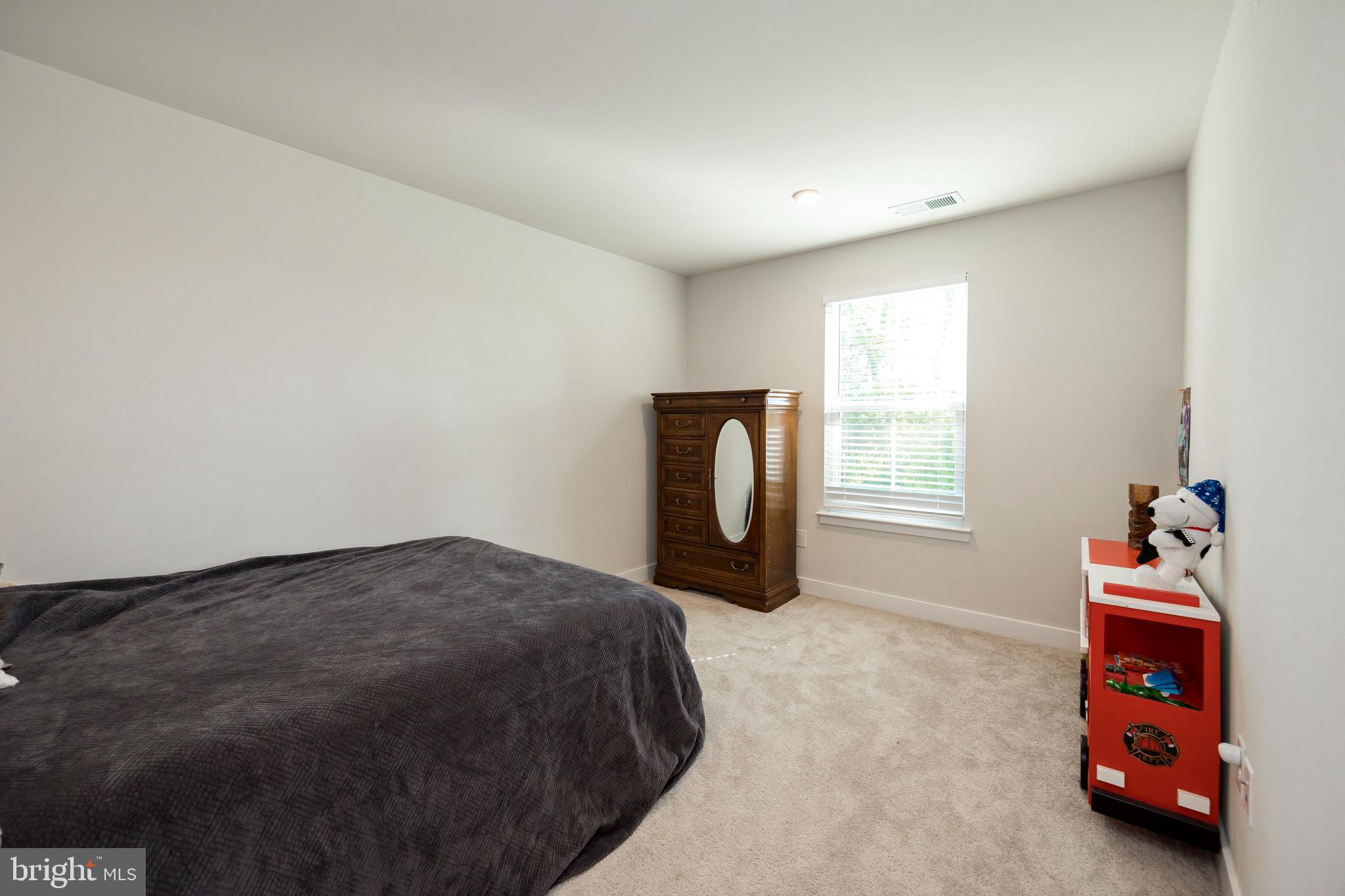 DOWNINGTOWN WALK - Residential Lease