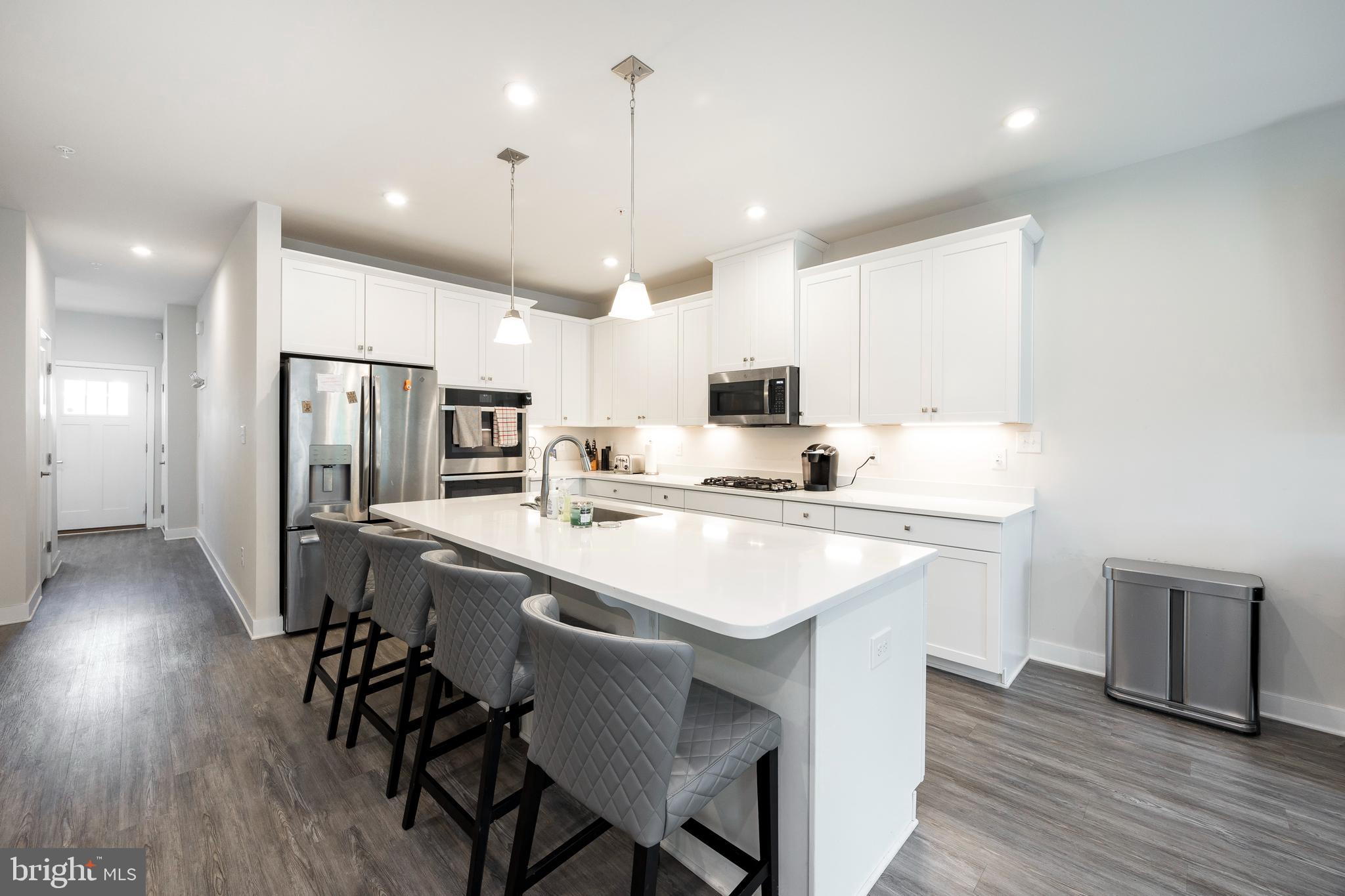 DOWNINGTOWN WALK - Residential Lease