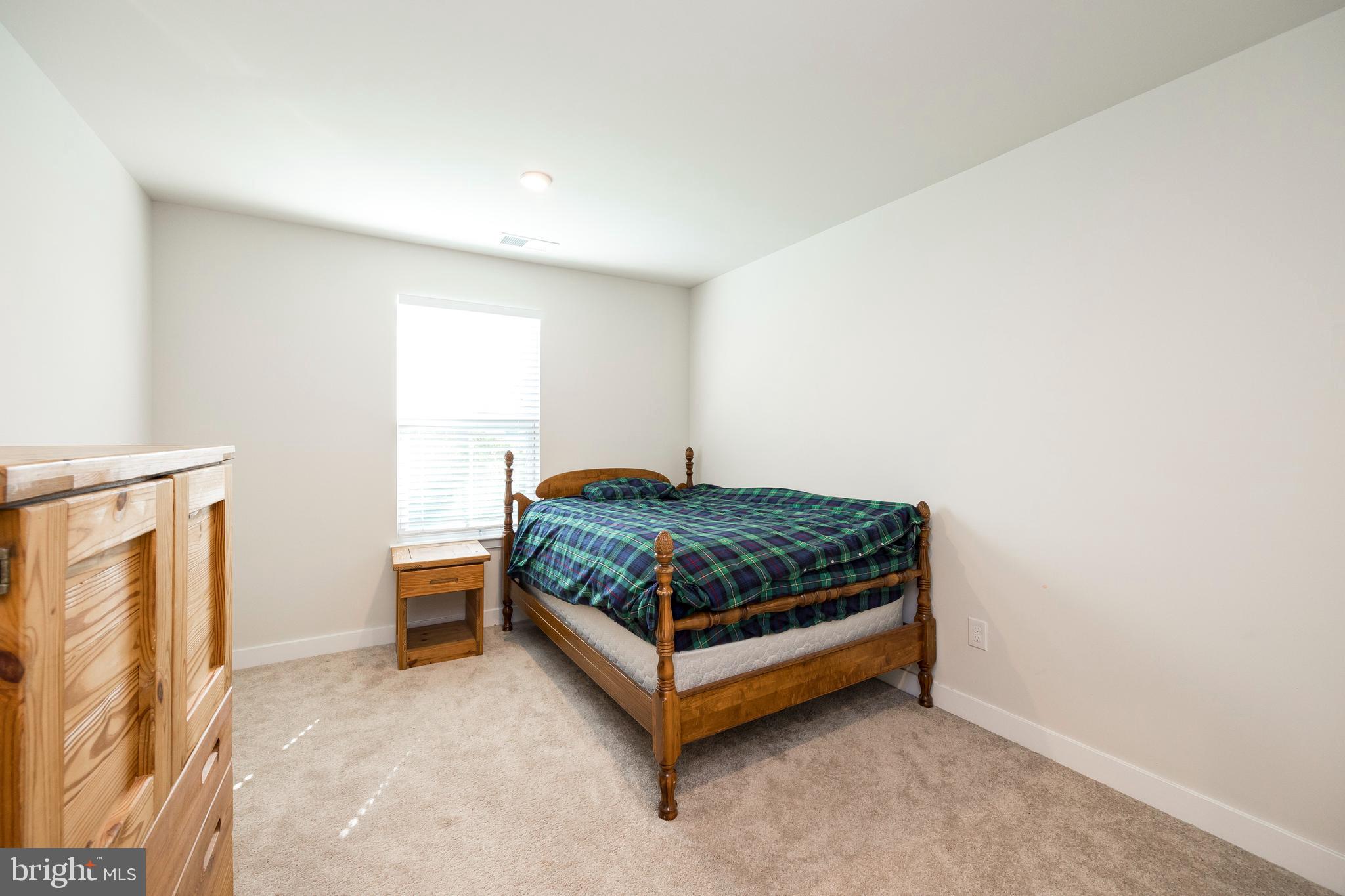 DOWNINGTOWN WALK - Residential Lease