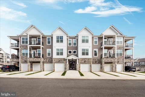 Photo of 19 Artemisia Way #301, STAFFORD, VA 22554 (MLS # VAST2050848)