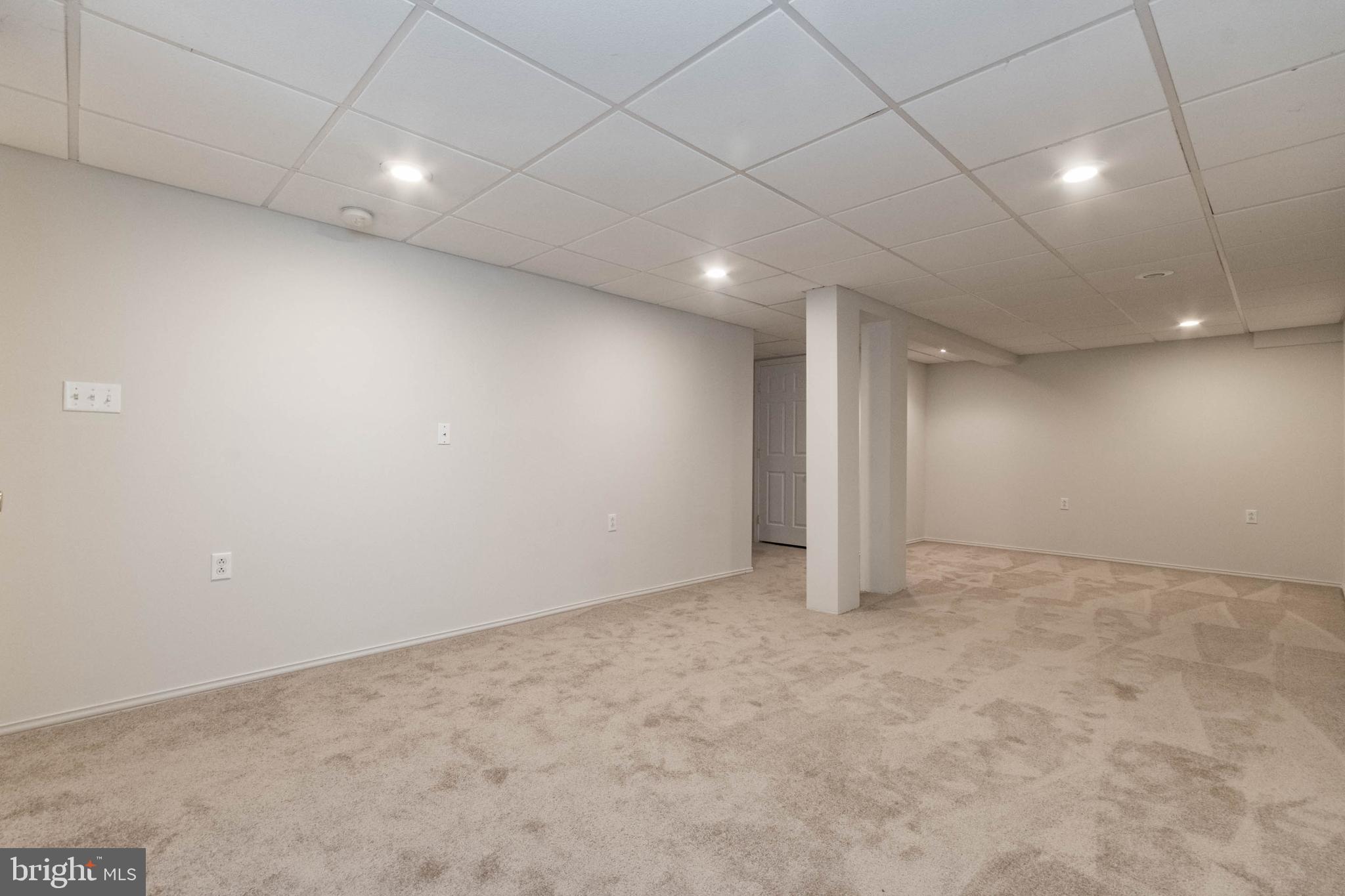 RIDGEFIELD - Residential