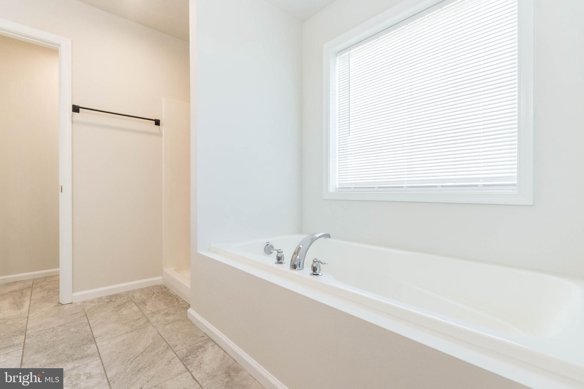 RIDGEFIELD - Residential