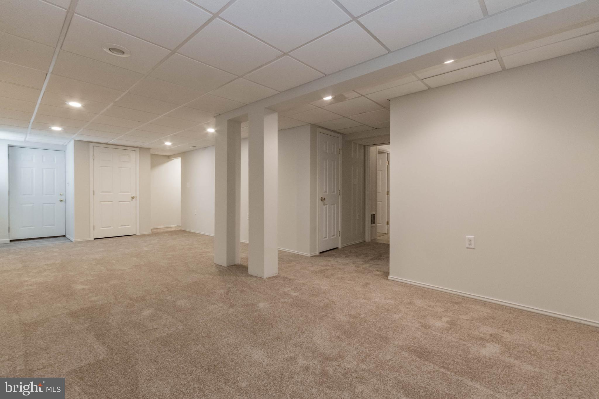 RIDGEFIELD - Residential