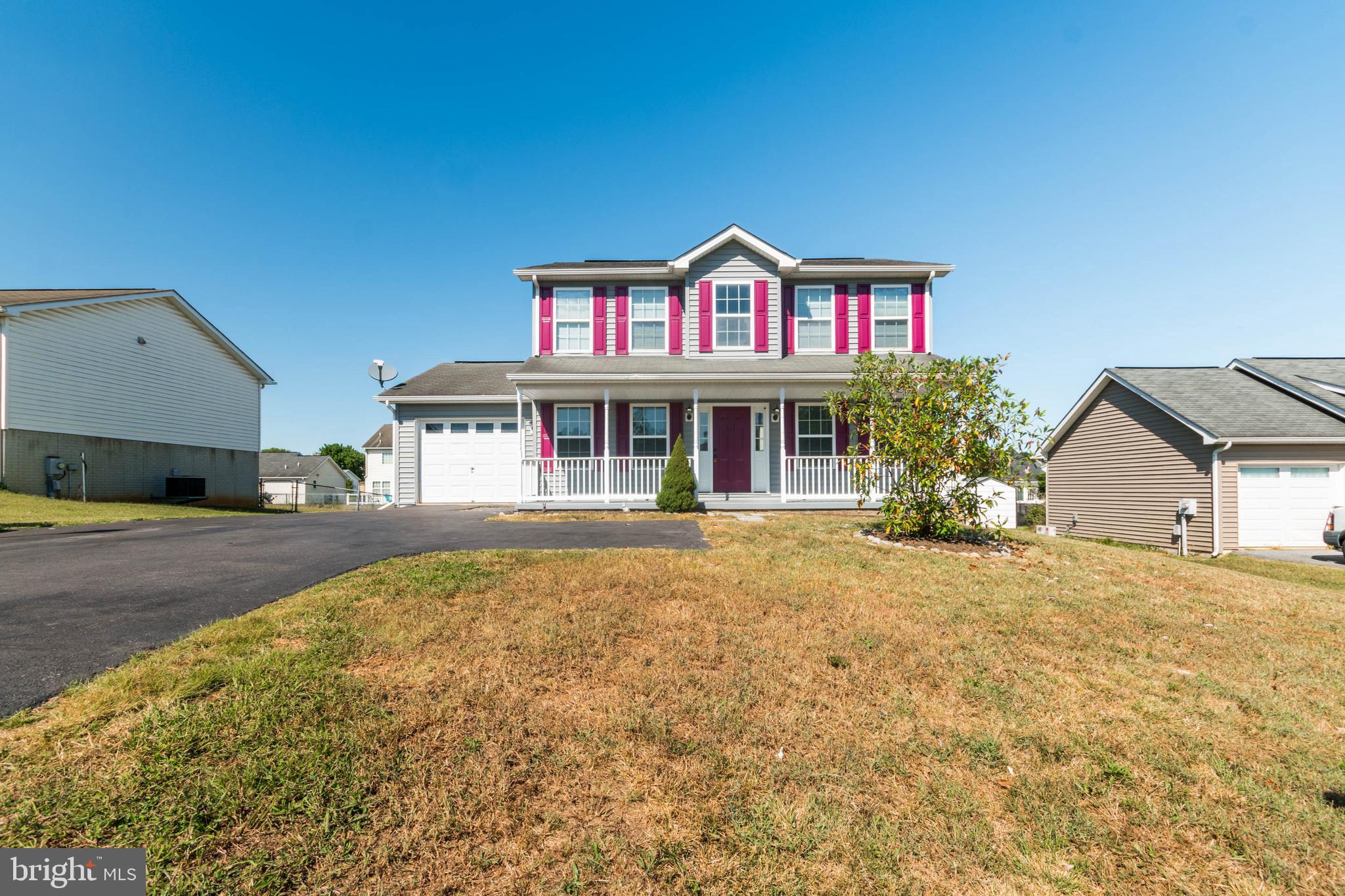 RIDGEFIELD - Residential