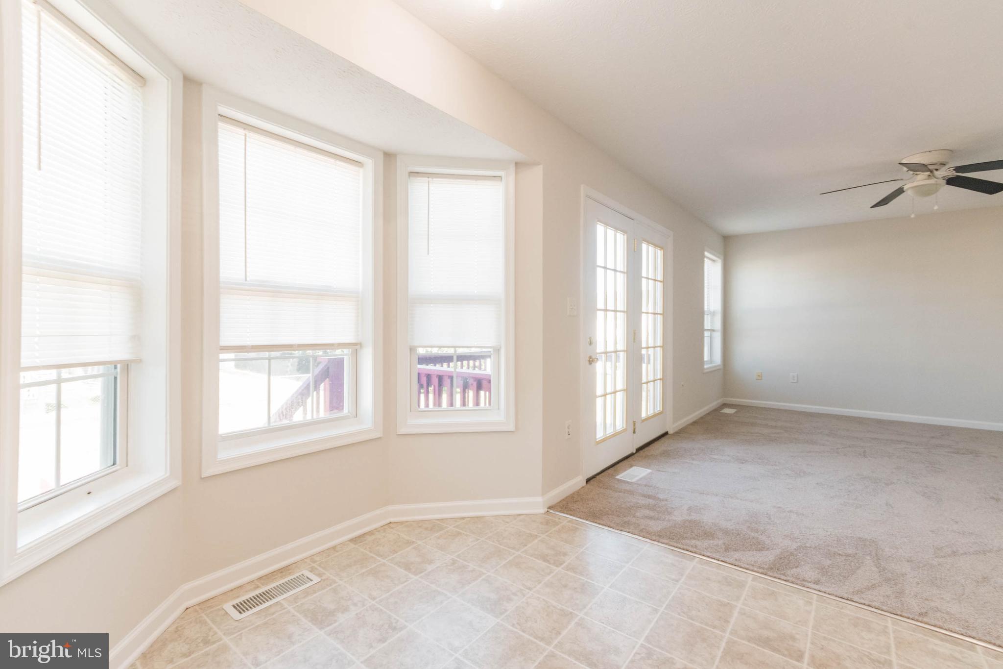 RIDGEFIELD - Residential