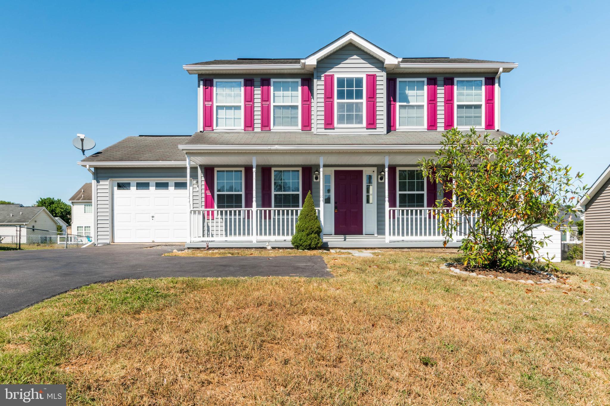 RIDGEFIELD - Residential