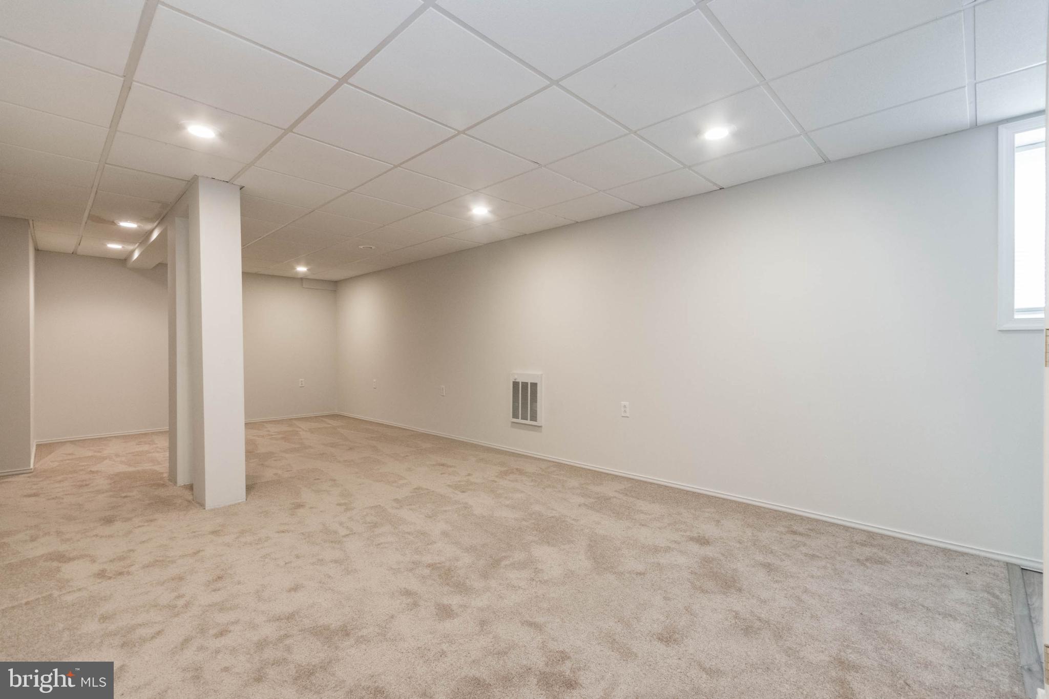 RIDGEFIELD - Residential