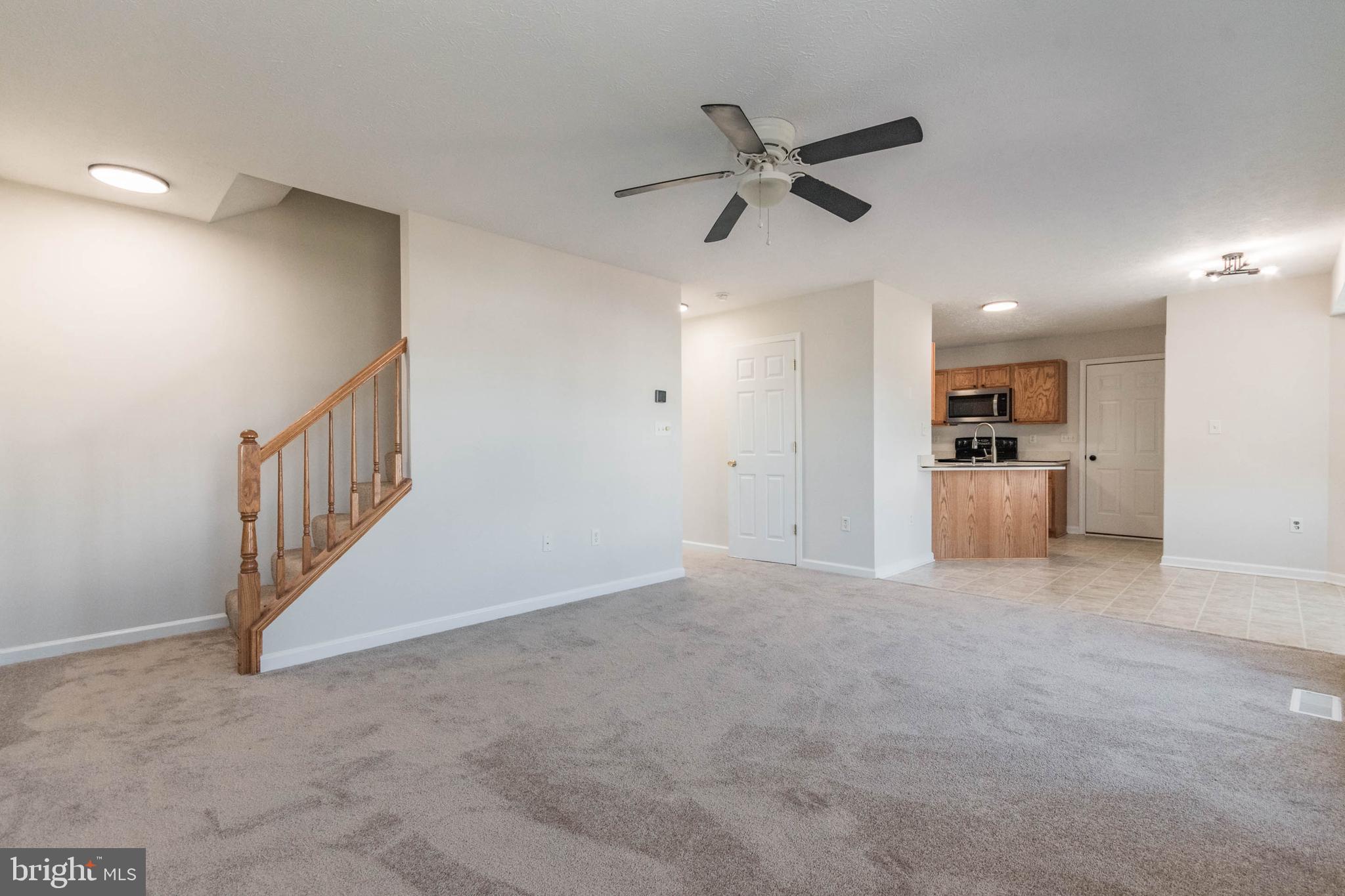 RIDGEFIELD - Residential