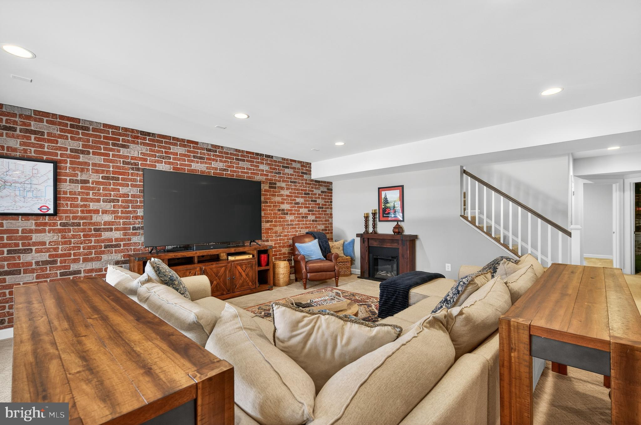 THE GRANT AT WILLOWSFORD - Residential