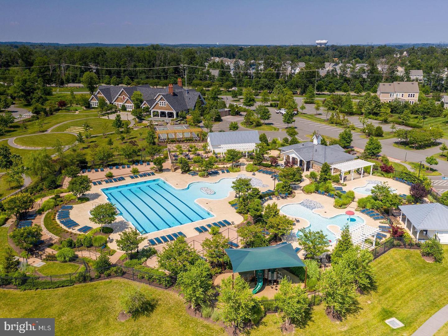 THE GRANT AT WILLOWSFORD - Residential