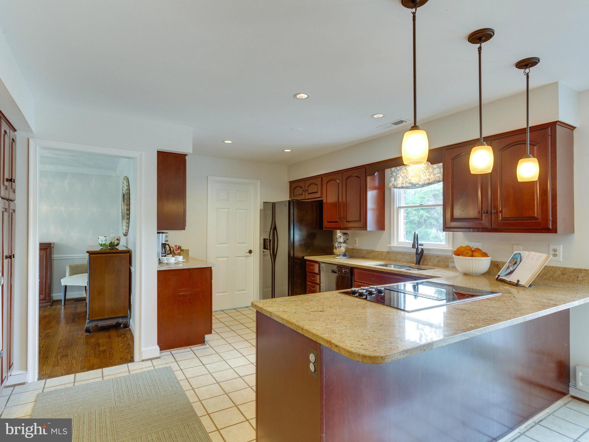 LAKE WINDERMERE - Residential