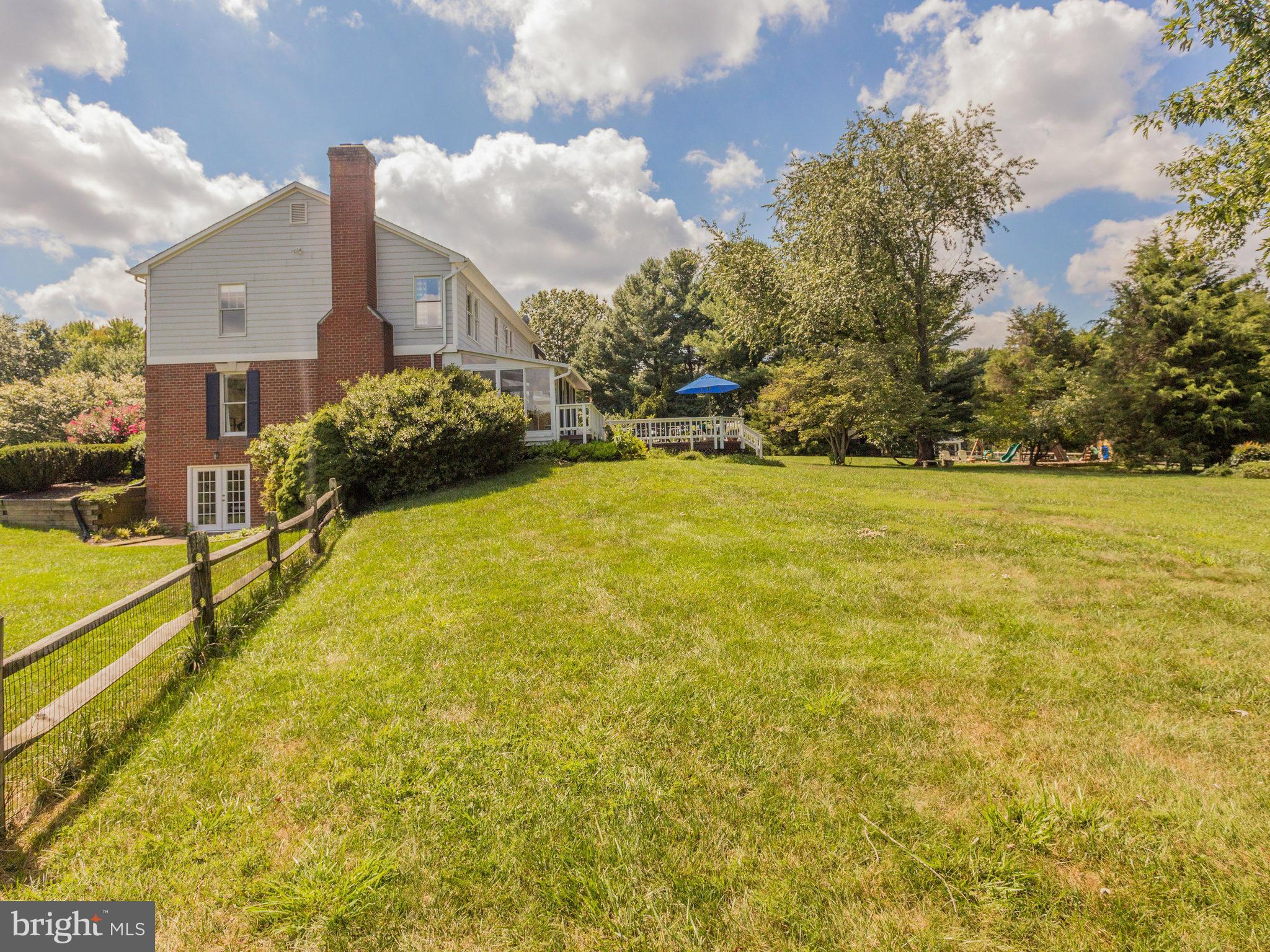 LAKE WINDERMERE - Residential